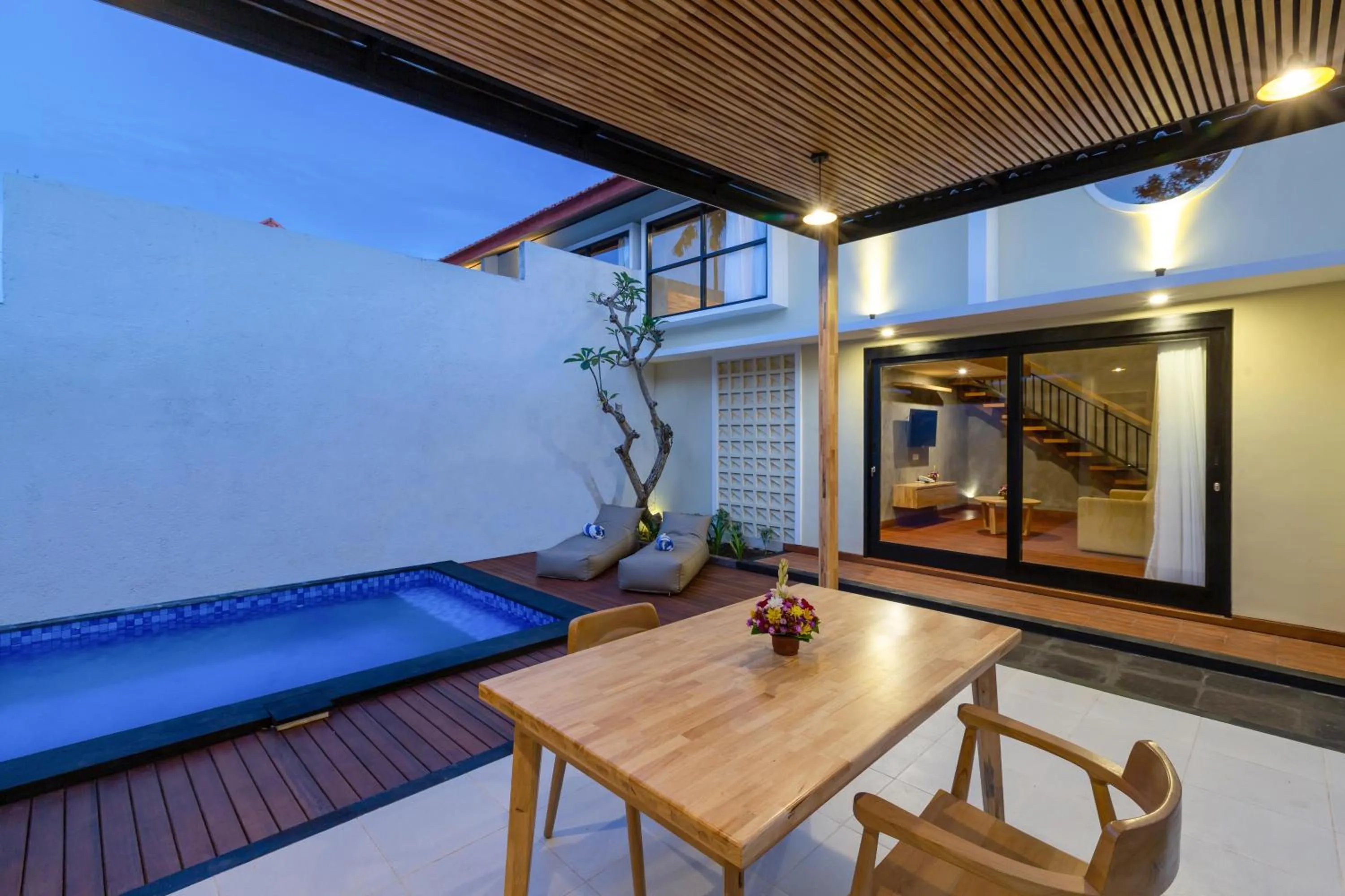 Seating area in Paisa Villa Seminyak