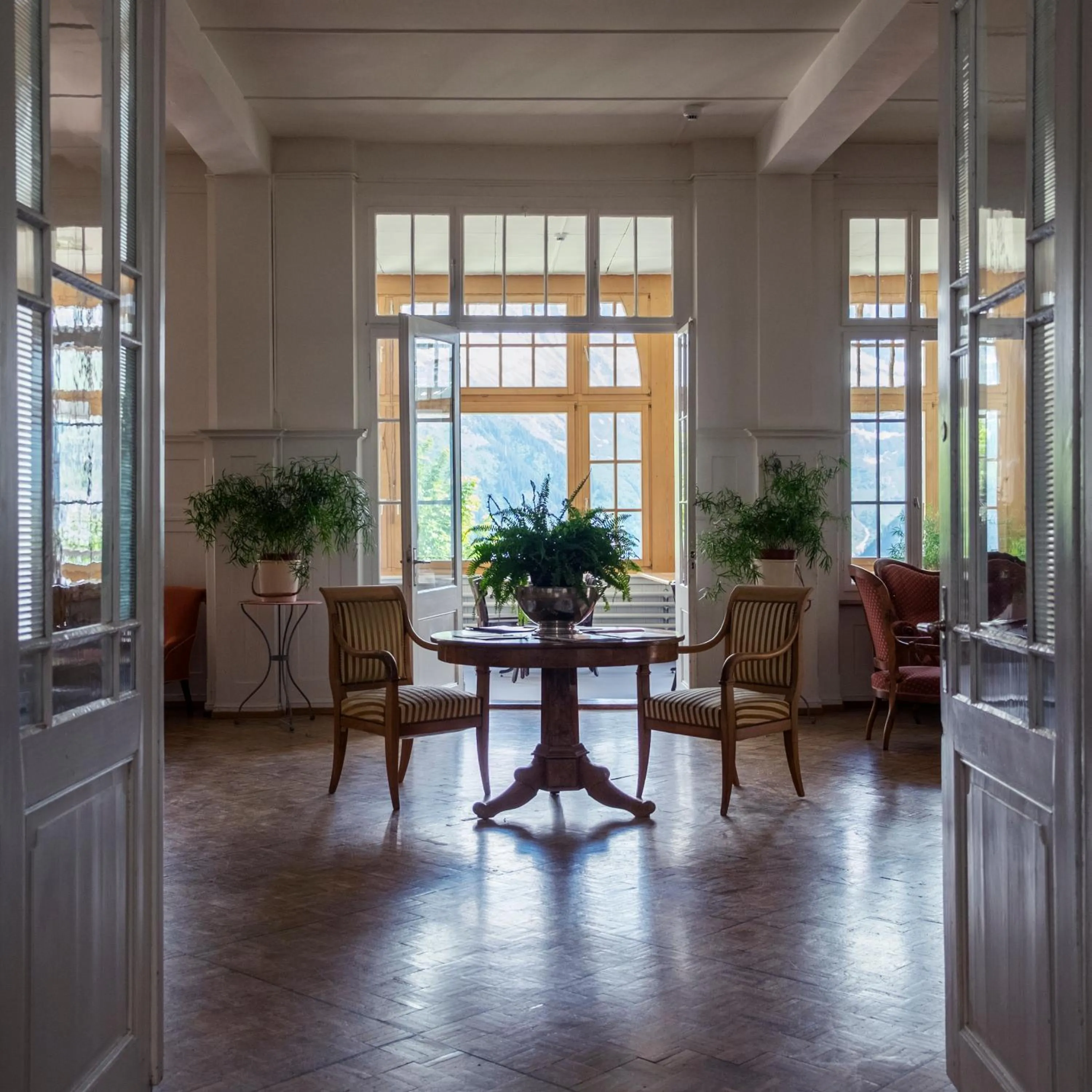 Decorative detail in Hotel Regina