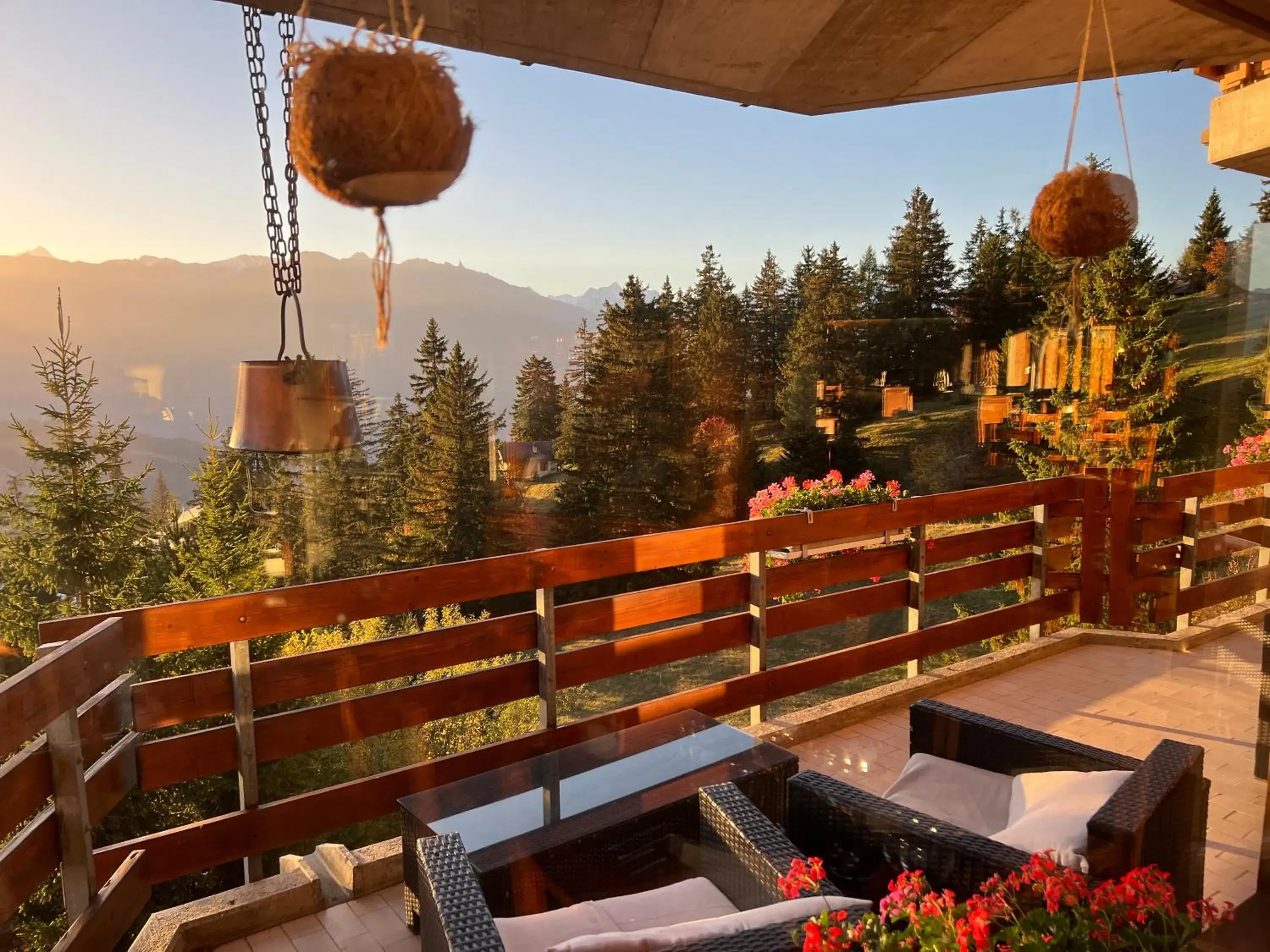 Restaurant/places to eat in Eden Resort Anzère Restaurant/places to eat in Eden Resort Anzère