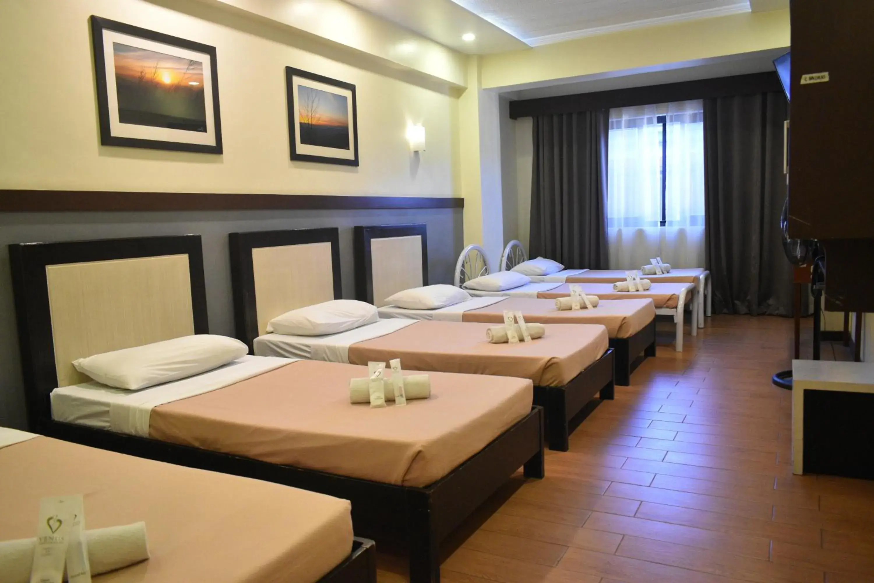 Bed in Venus Parkview Hotel Bed in Venus Parkview Hotel