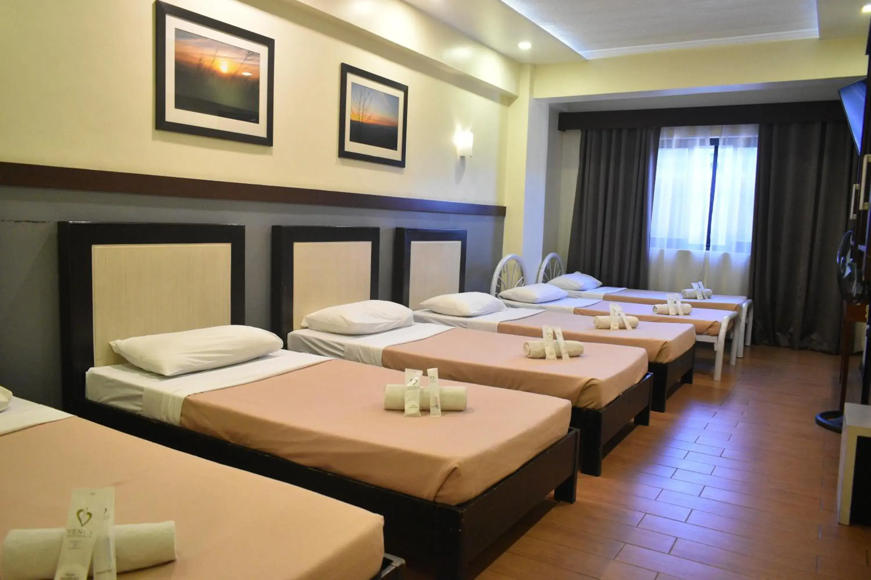 Bed in Venus Parkview Hotel Bed in Venus Parkview Hotel