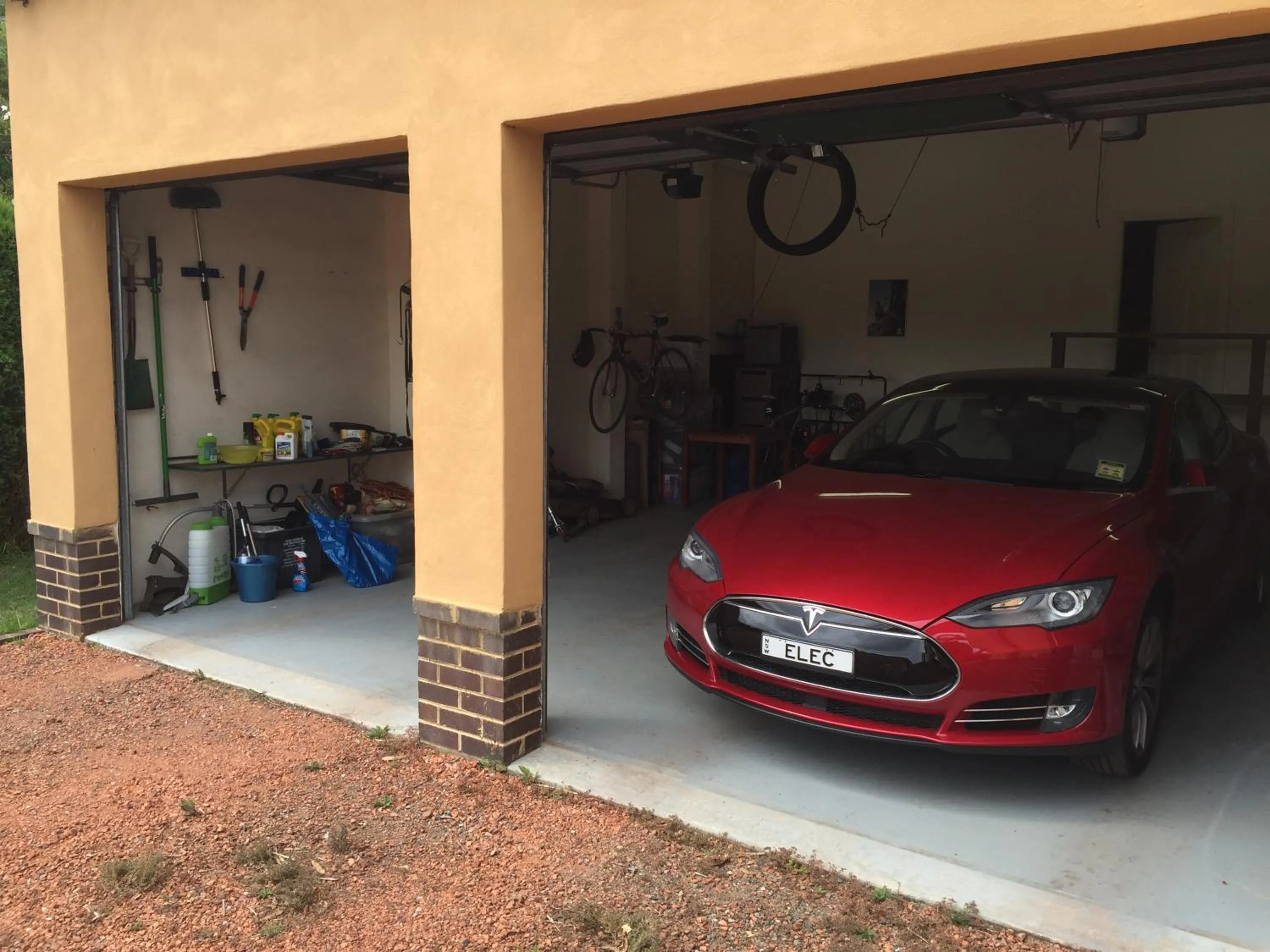 Parking in Stately Bowral Designer Home