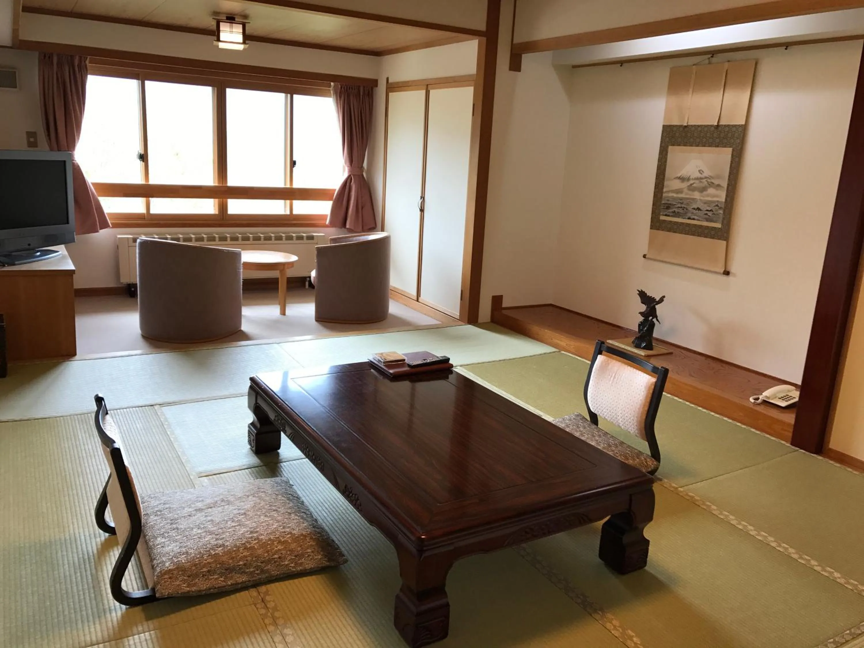 Photo of the whole room in Hotel Higashidate
