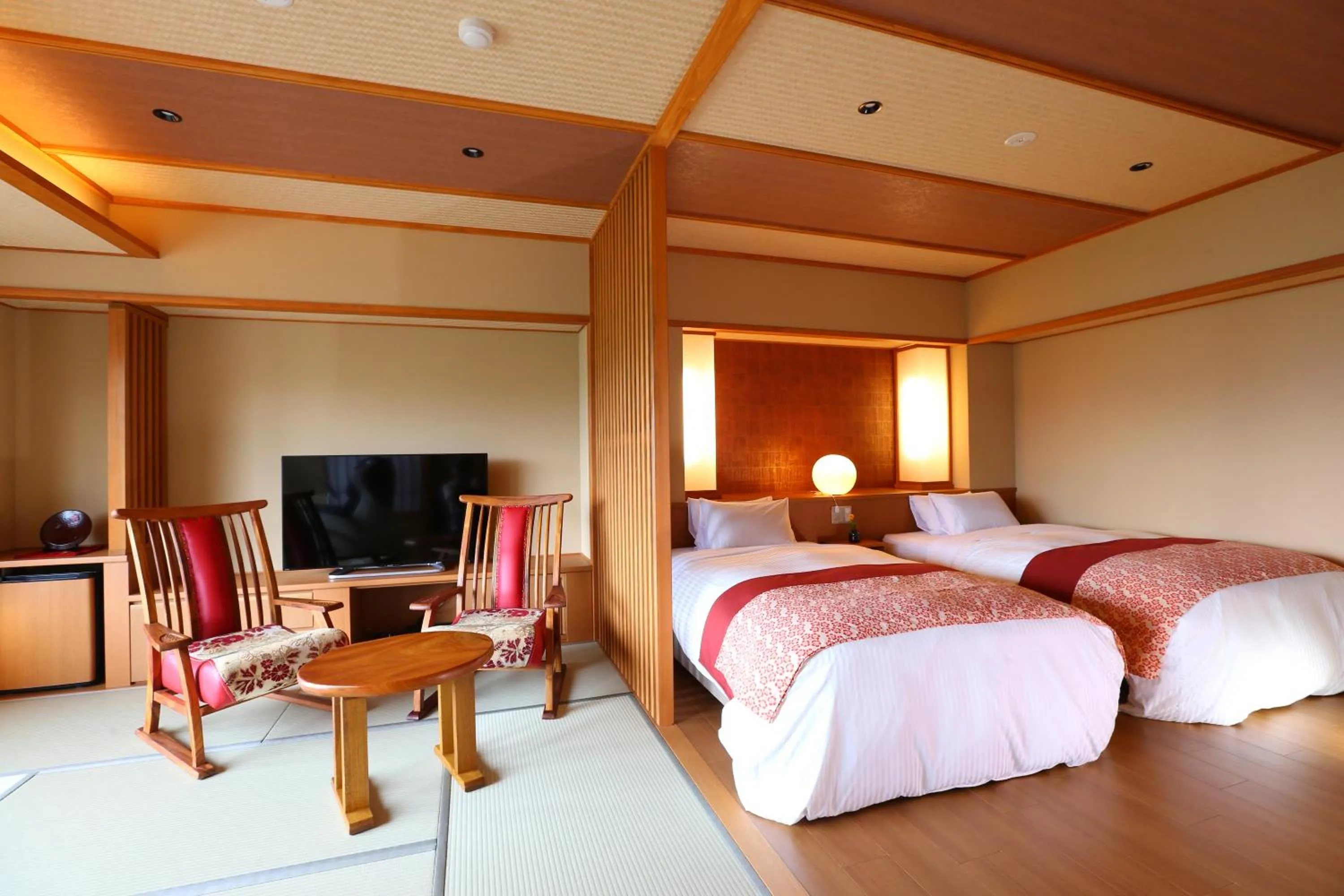 Photo of the whole room, Bed in Hotel Higashidate
