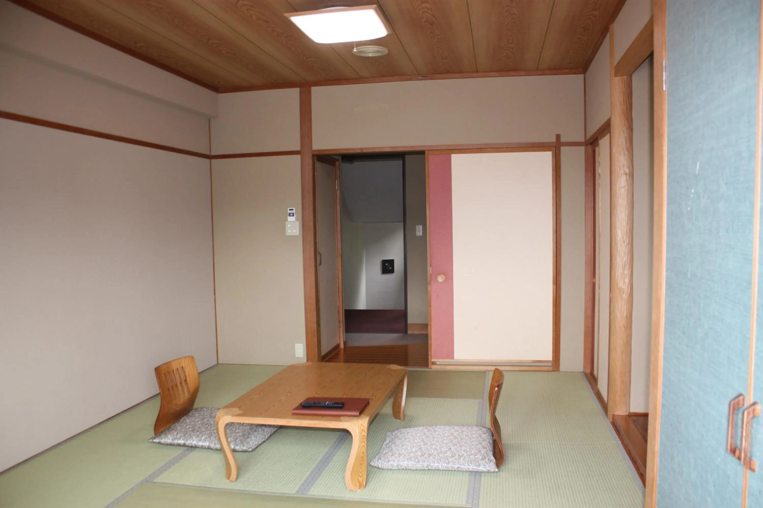 Photo of the whole room in Hotel Higashidate