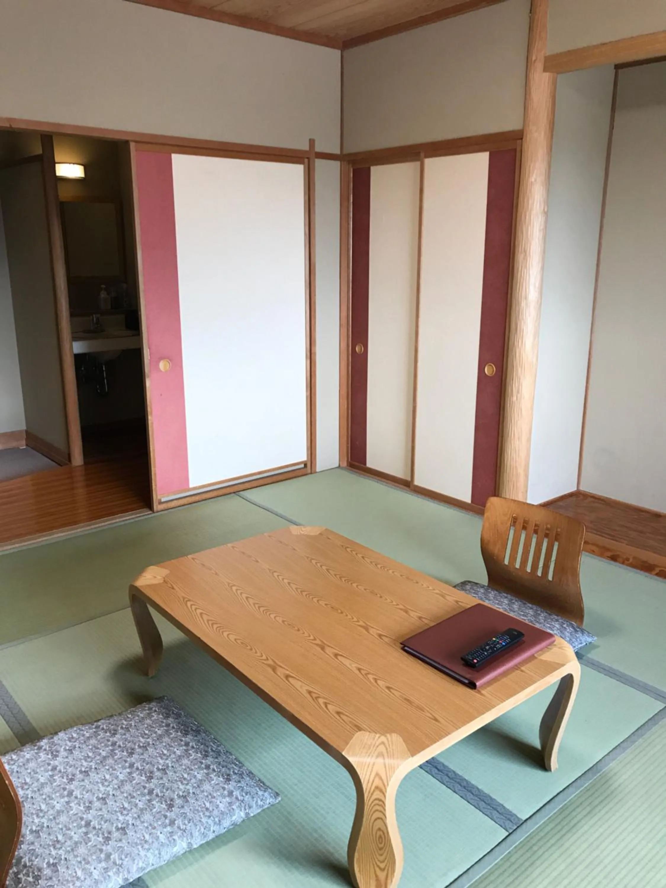 Photo of the whole room in Hotel Higashidate