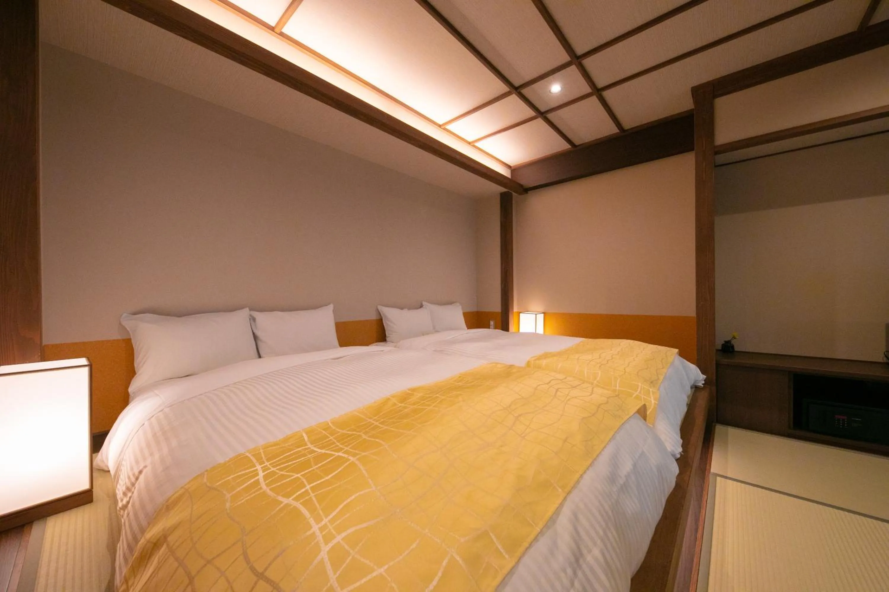 Photo of the whole room, Bed in Hotel Higashidate
