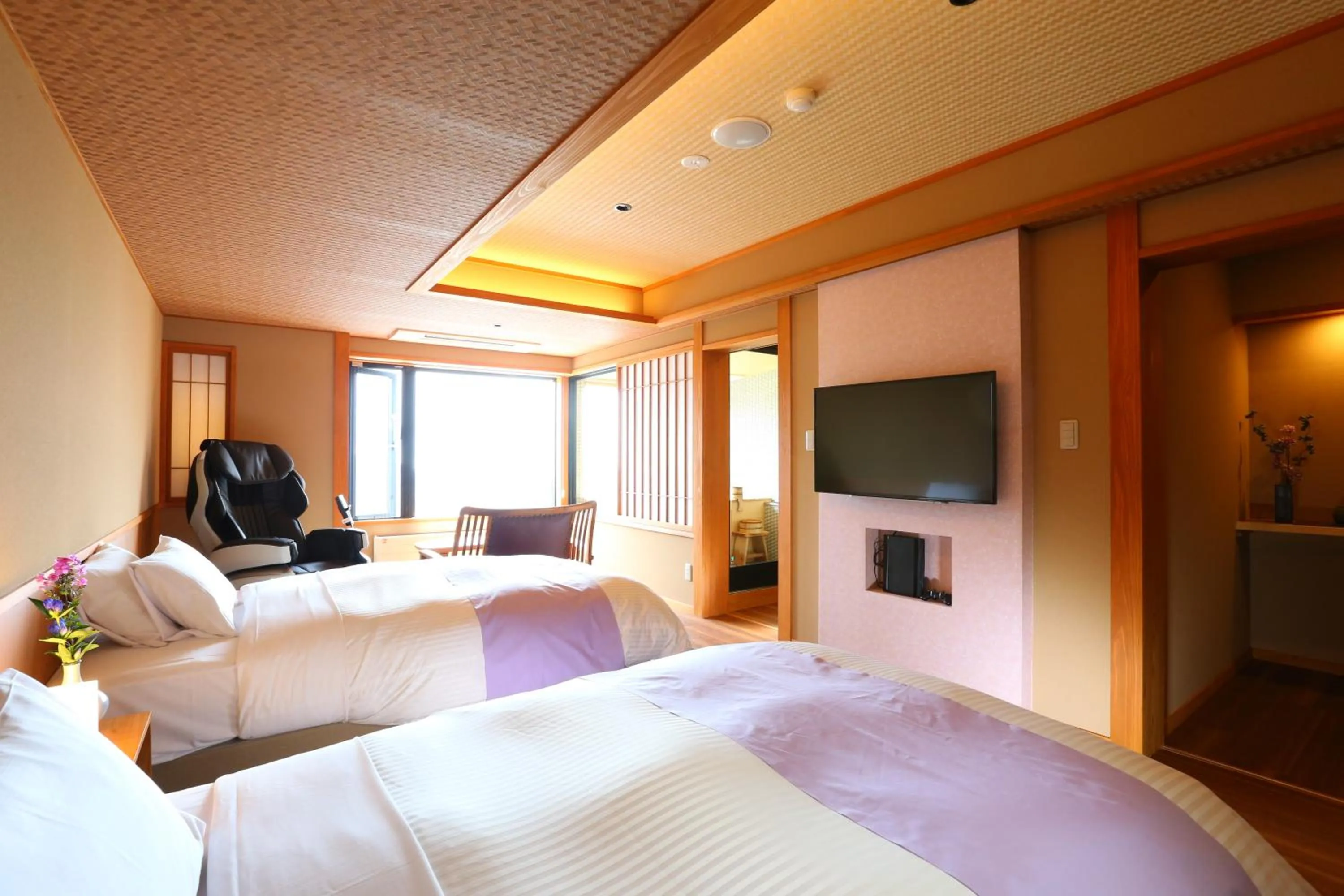 Photo of the whole room, Bed in Hotel Higashidate