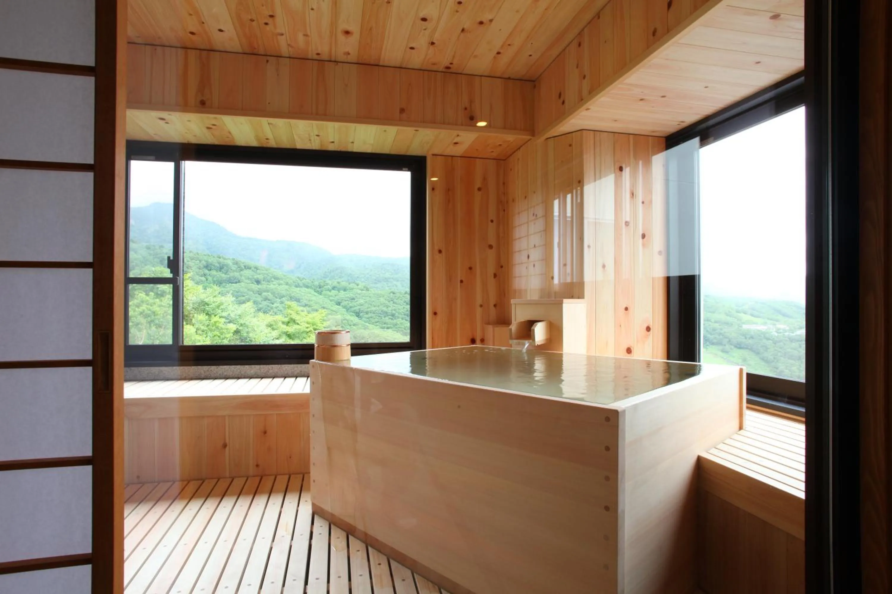 Photo of the whole room in Hotel Higashidate