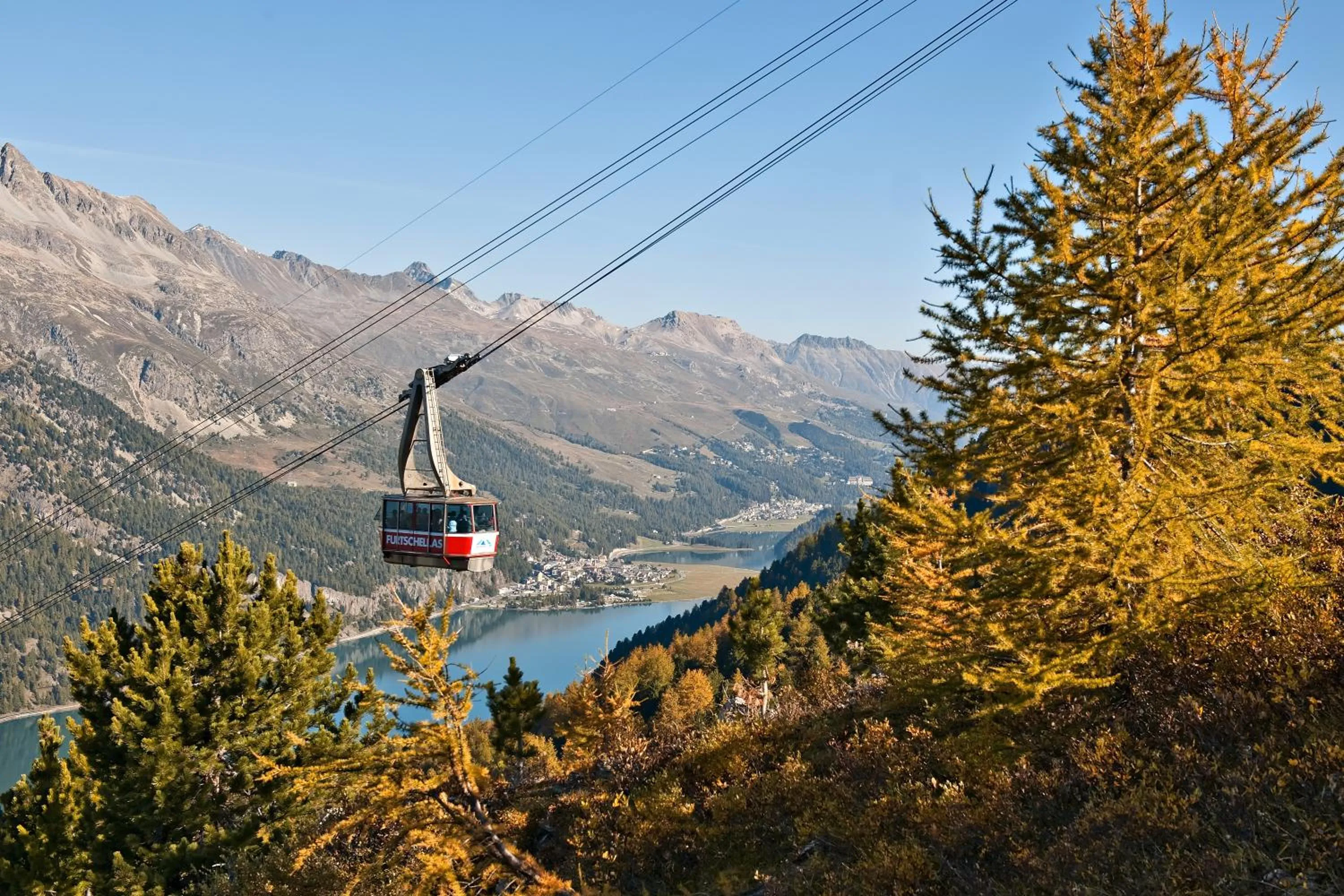 Hiking in Hotel Chesa Surlej