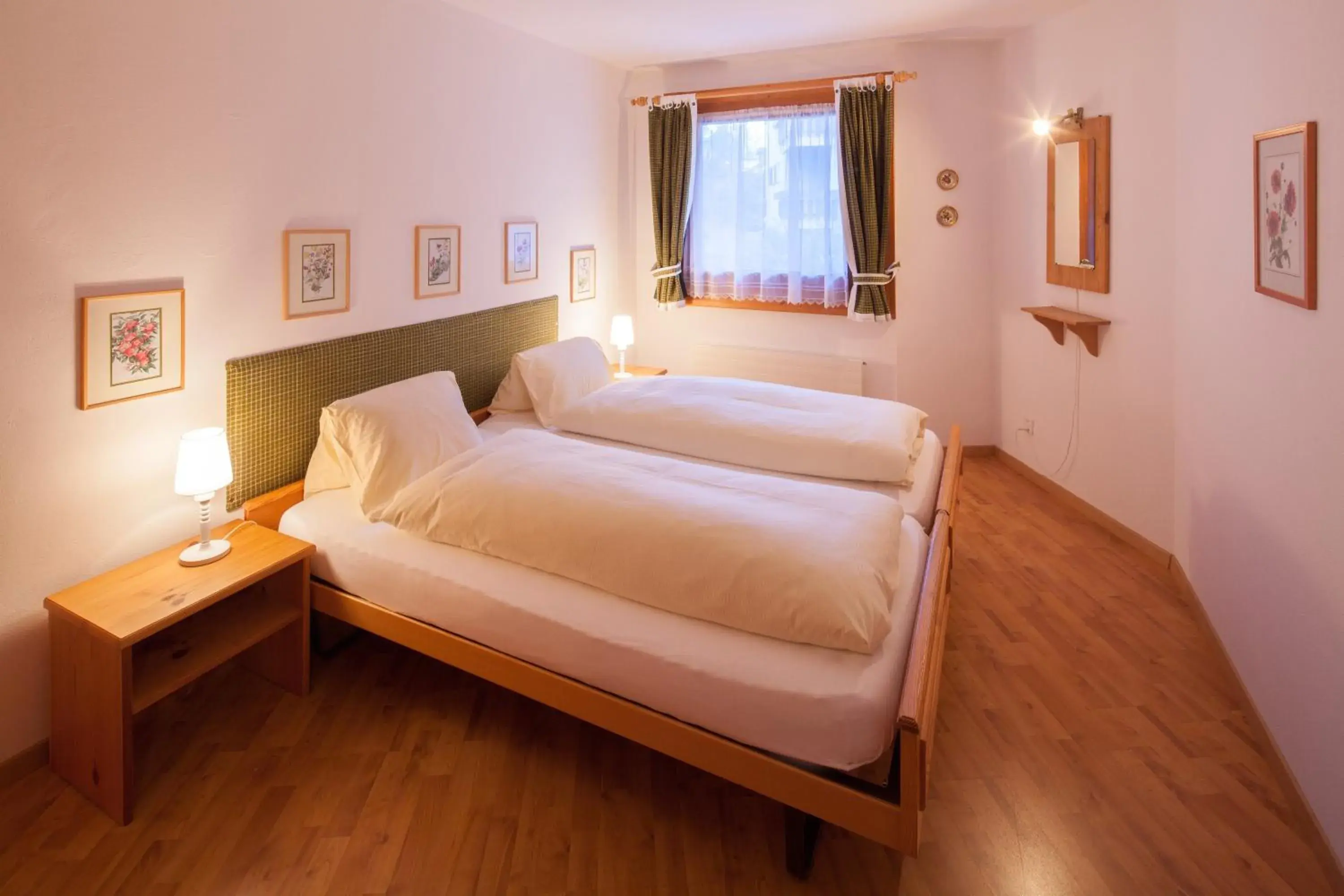 One-Bedroom Apartment in Hotel Chesa Surlej One-Bedroom Apartment in Hotel Chesa Surlej