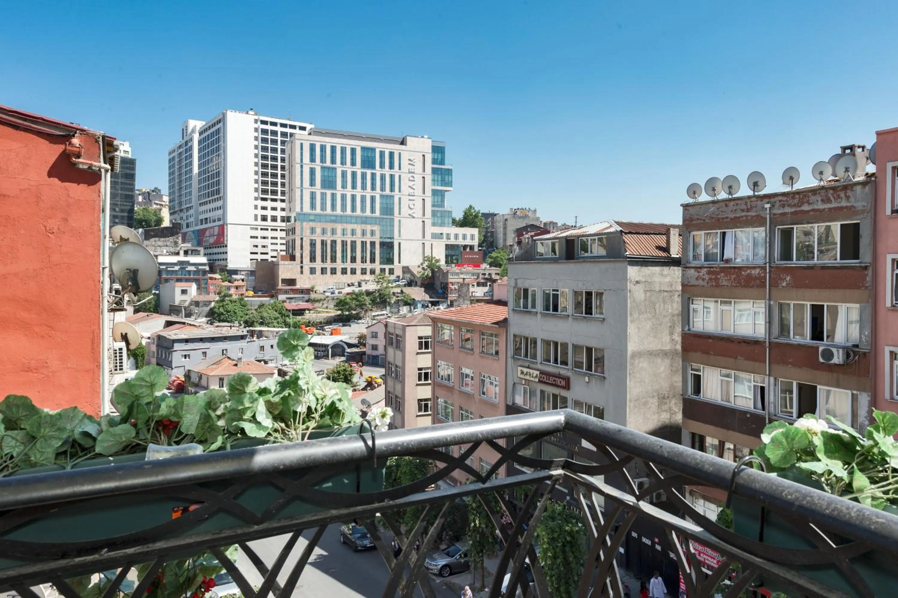 Property building in Gen Suites