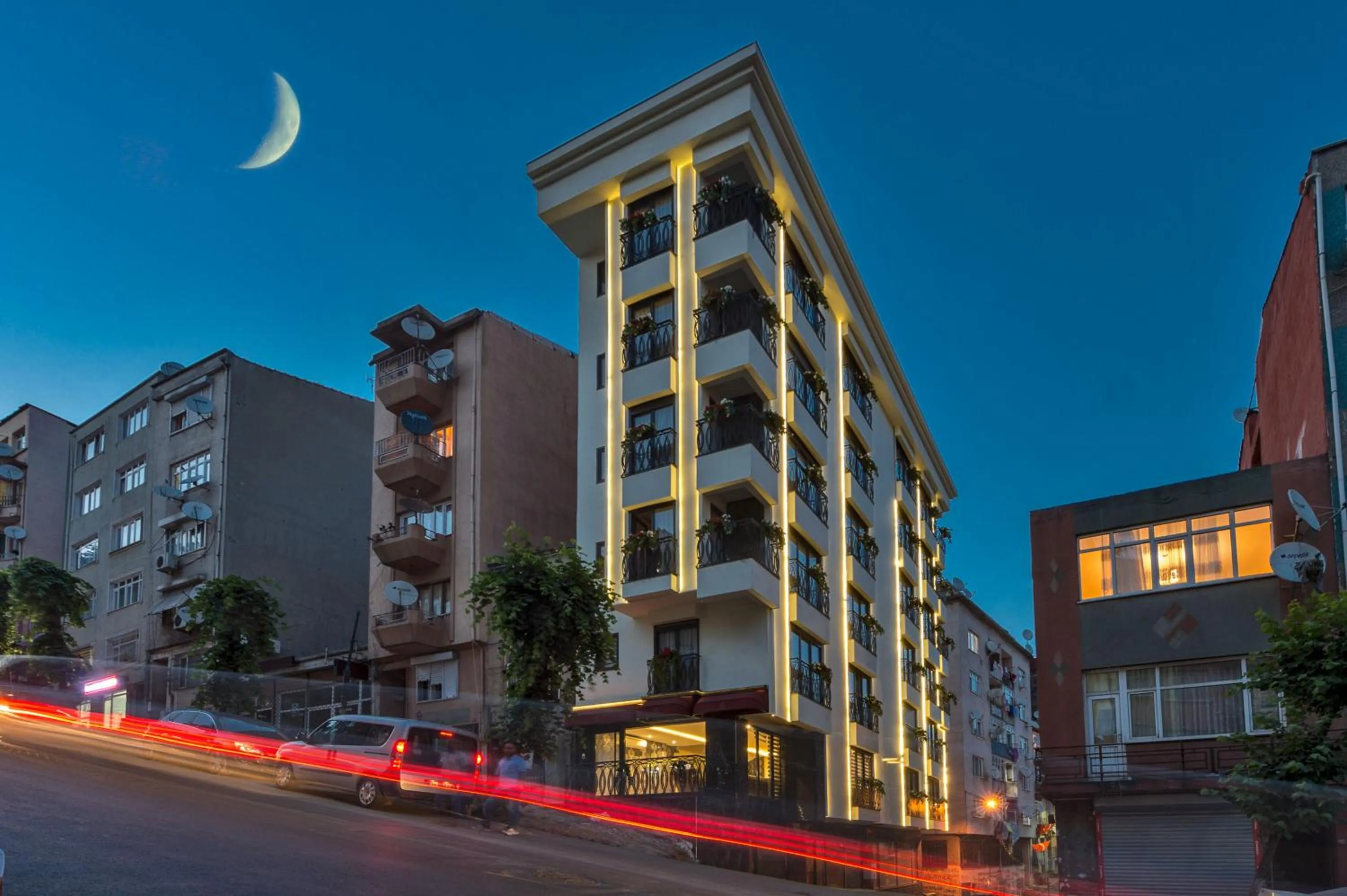 Facade/entrance in Gen Suites