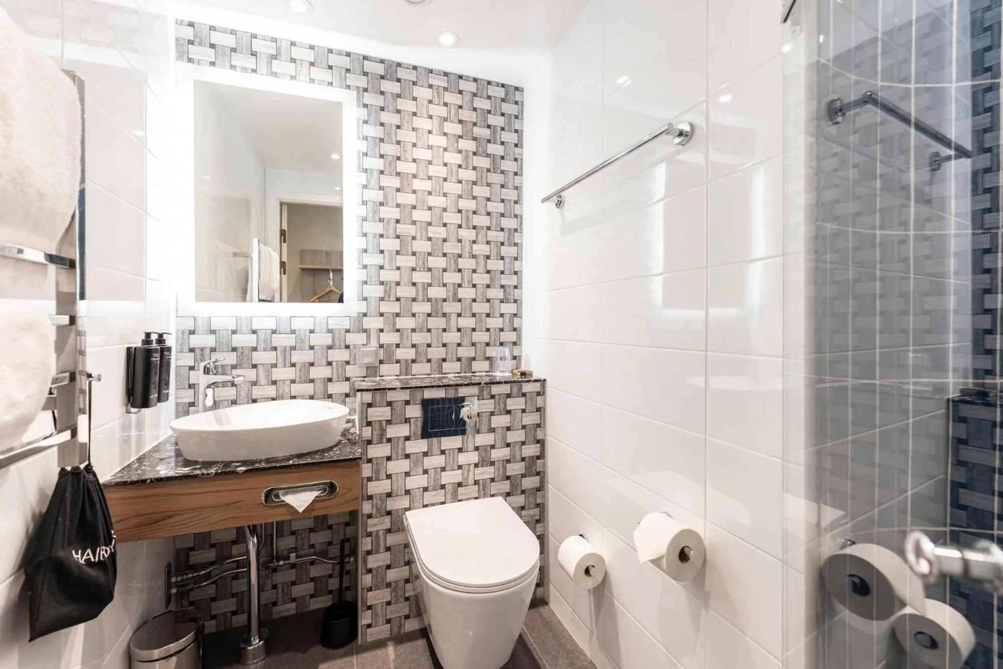 Bathroom in ProfilHotels Central