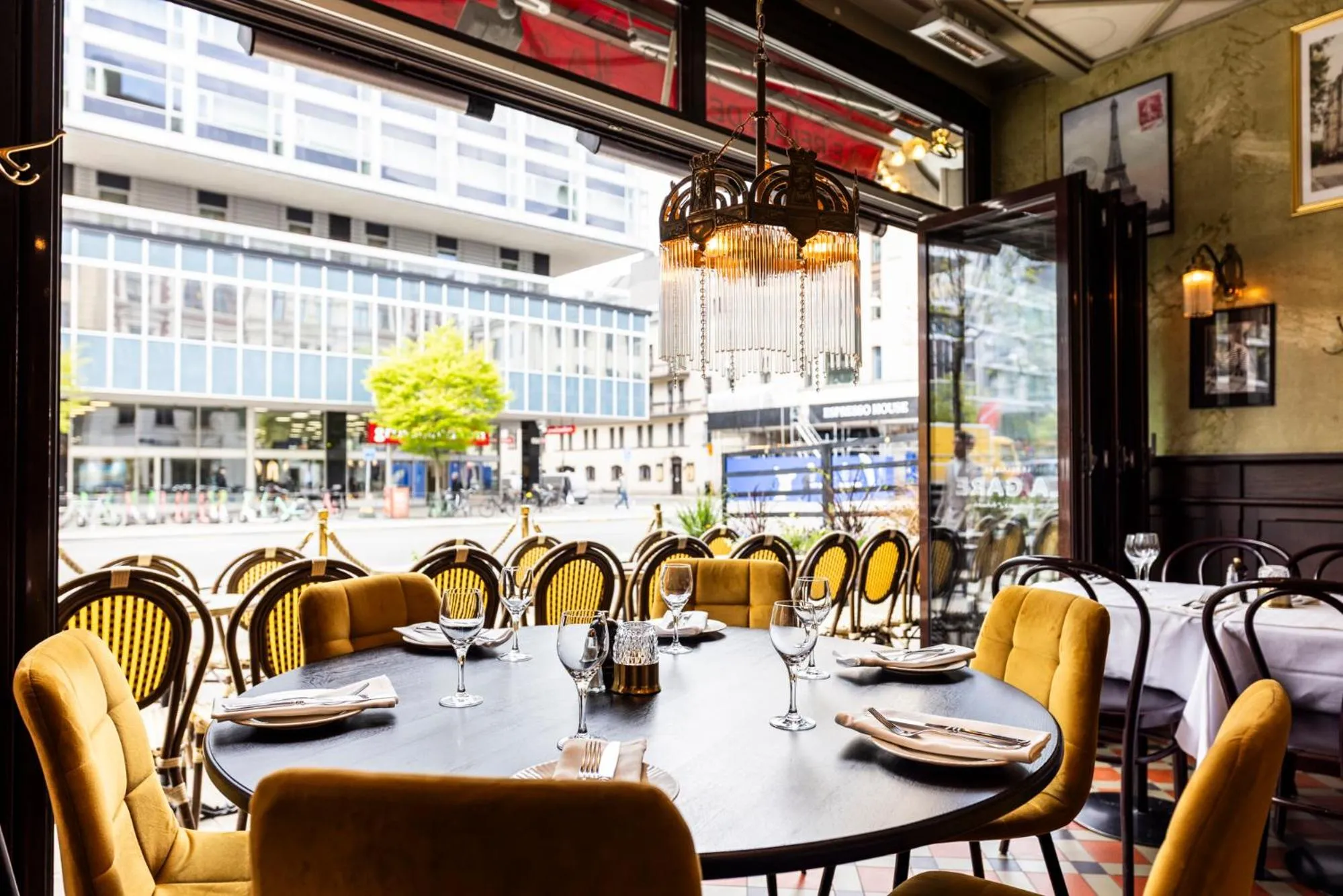 Restaurant/places to eat in ProfilHotels Central