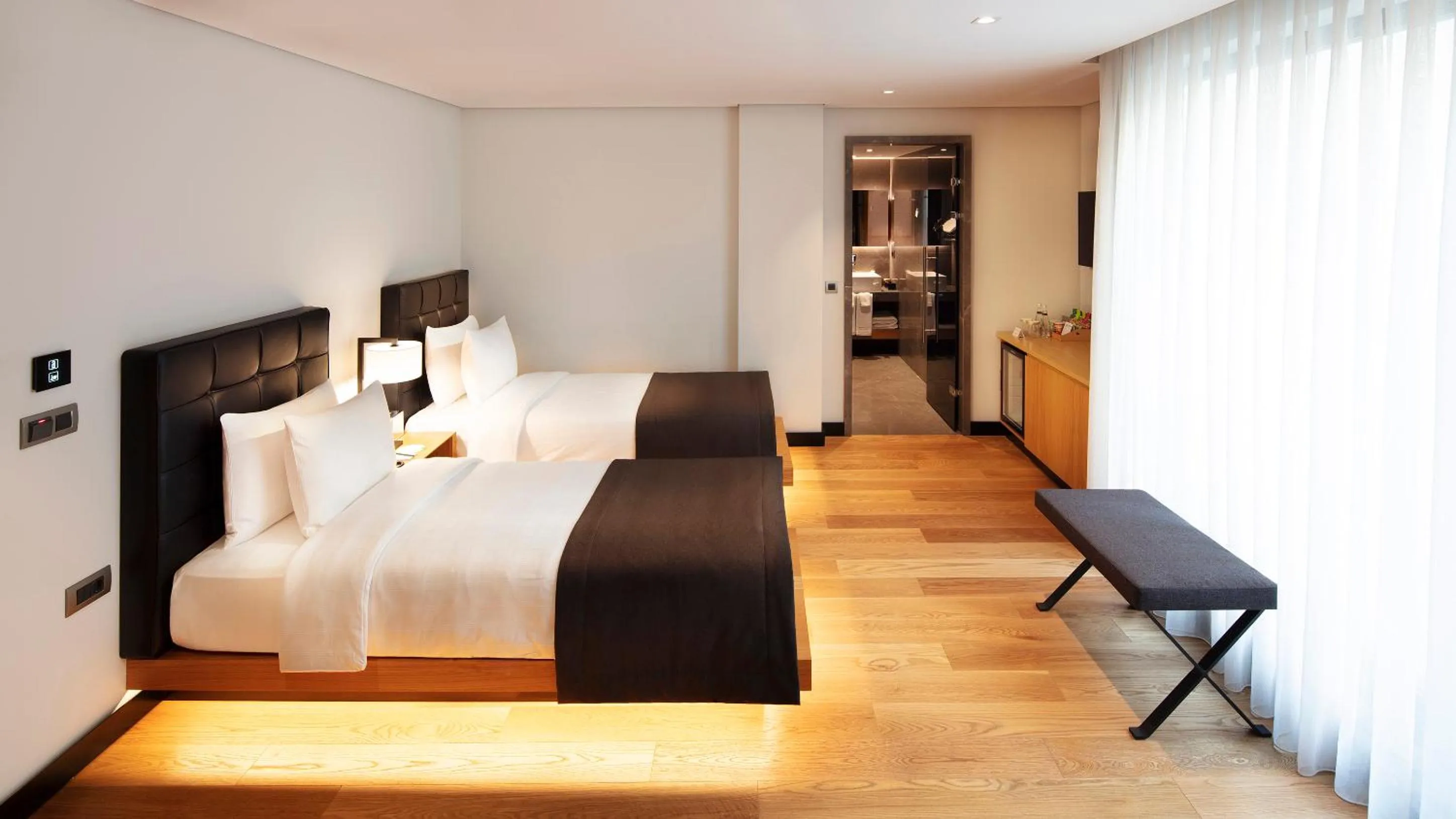 Bedroom, Bed in Metropolitan Hotels Bosphorus - Special Category