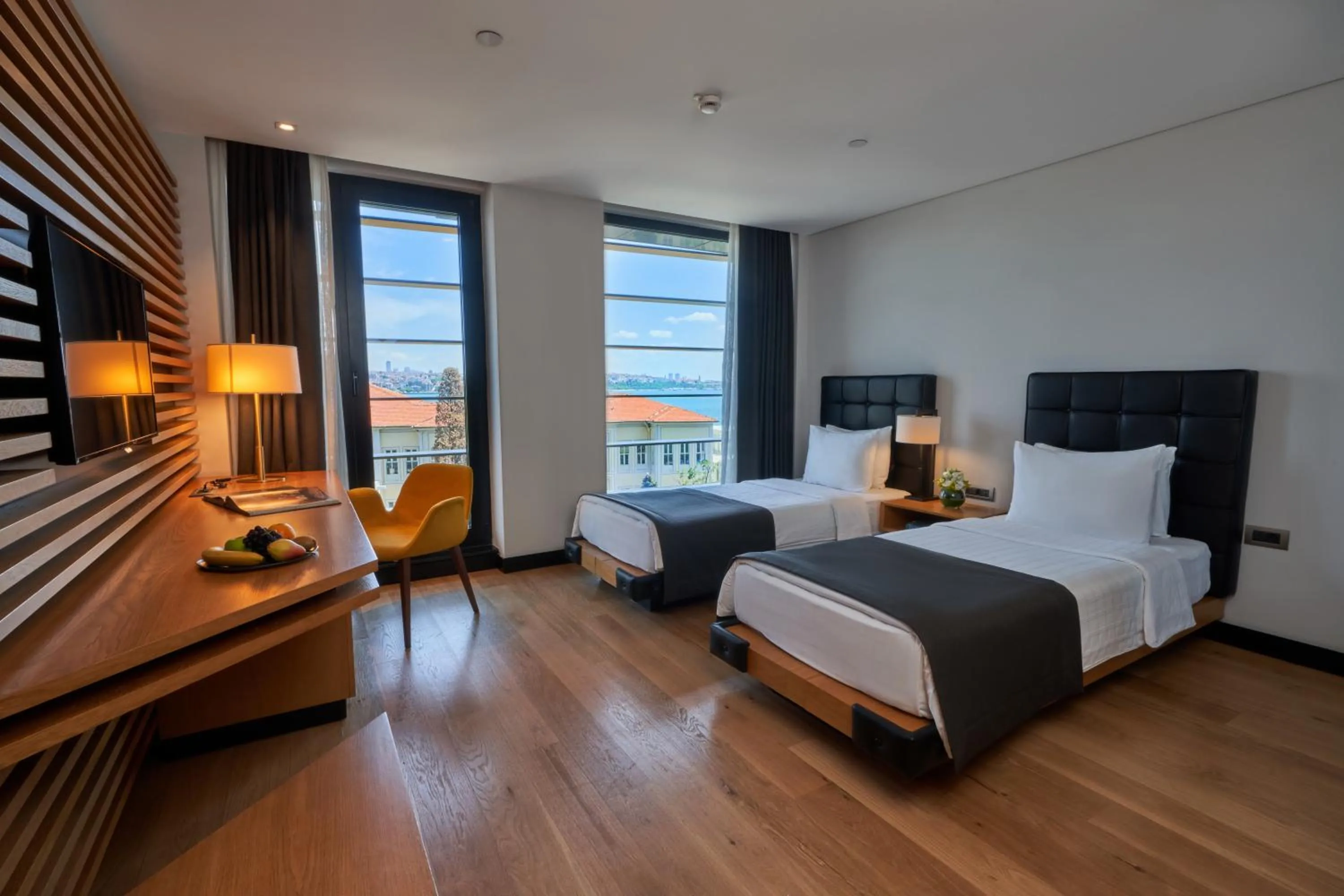 Bed in Metropolitan Hotels Bosphorus - Special Category