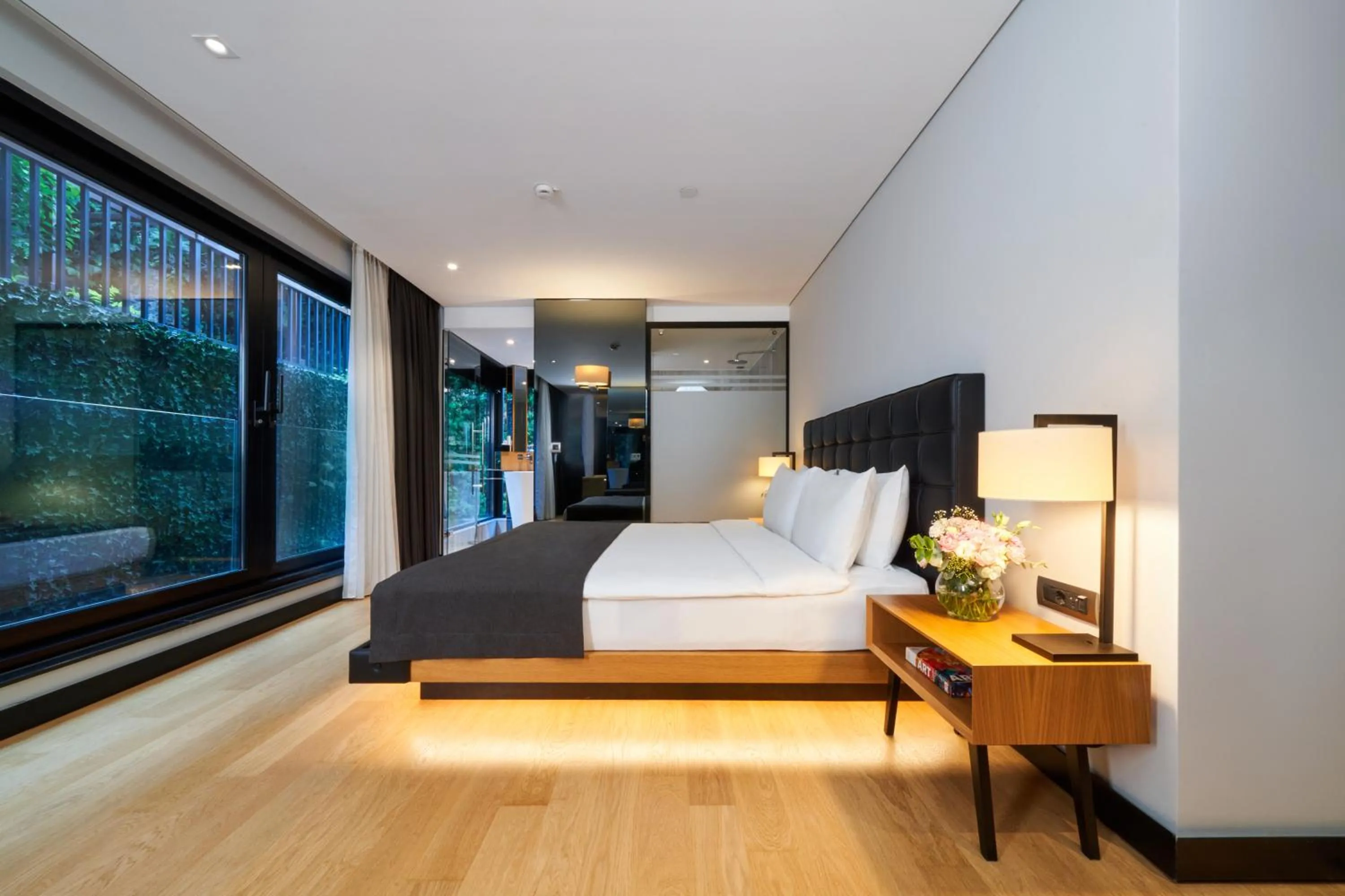 Bedroom, Bed in Metropolitan Hotels Bosphorus - Special Category