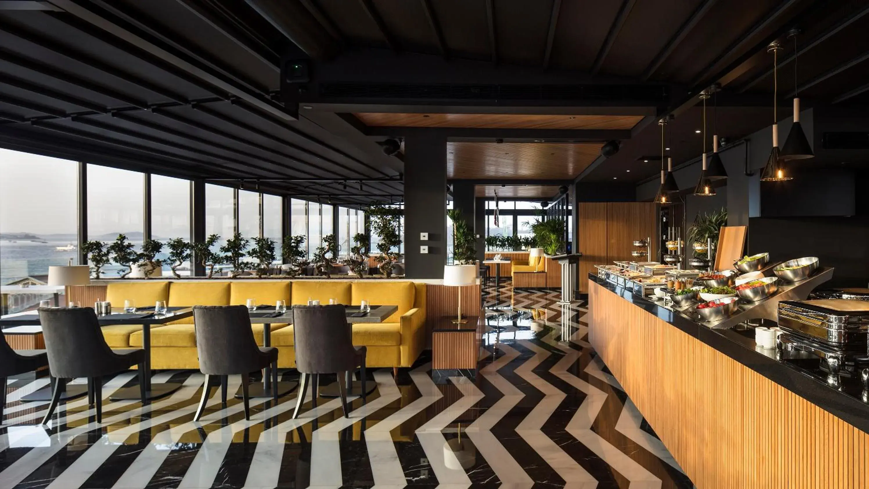 Restaurant/places to eat in Metropolitan Hotels Bosphorus - Special Category Restaurant/places to eat in Metropolitan Hotels Bosphorus - Special Category