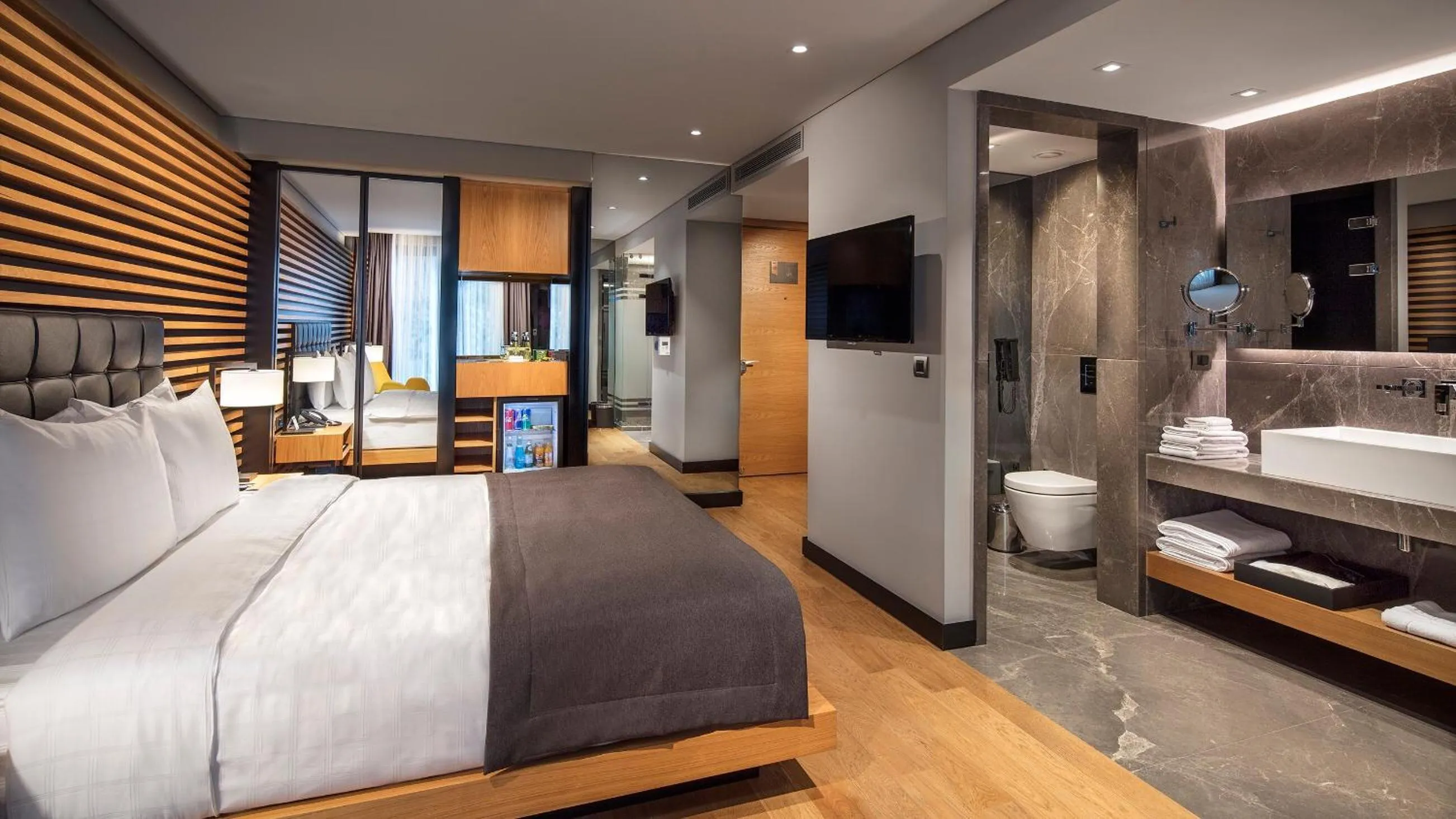 Bedroom, Bed in Metropolitan Hotels Bosphorus - Special Category