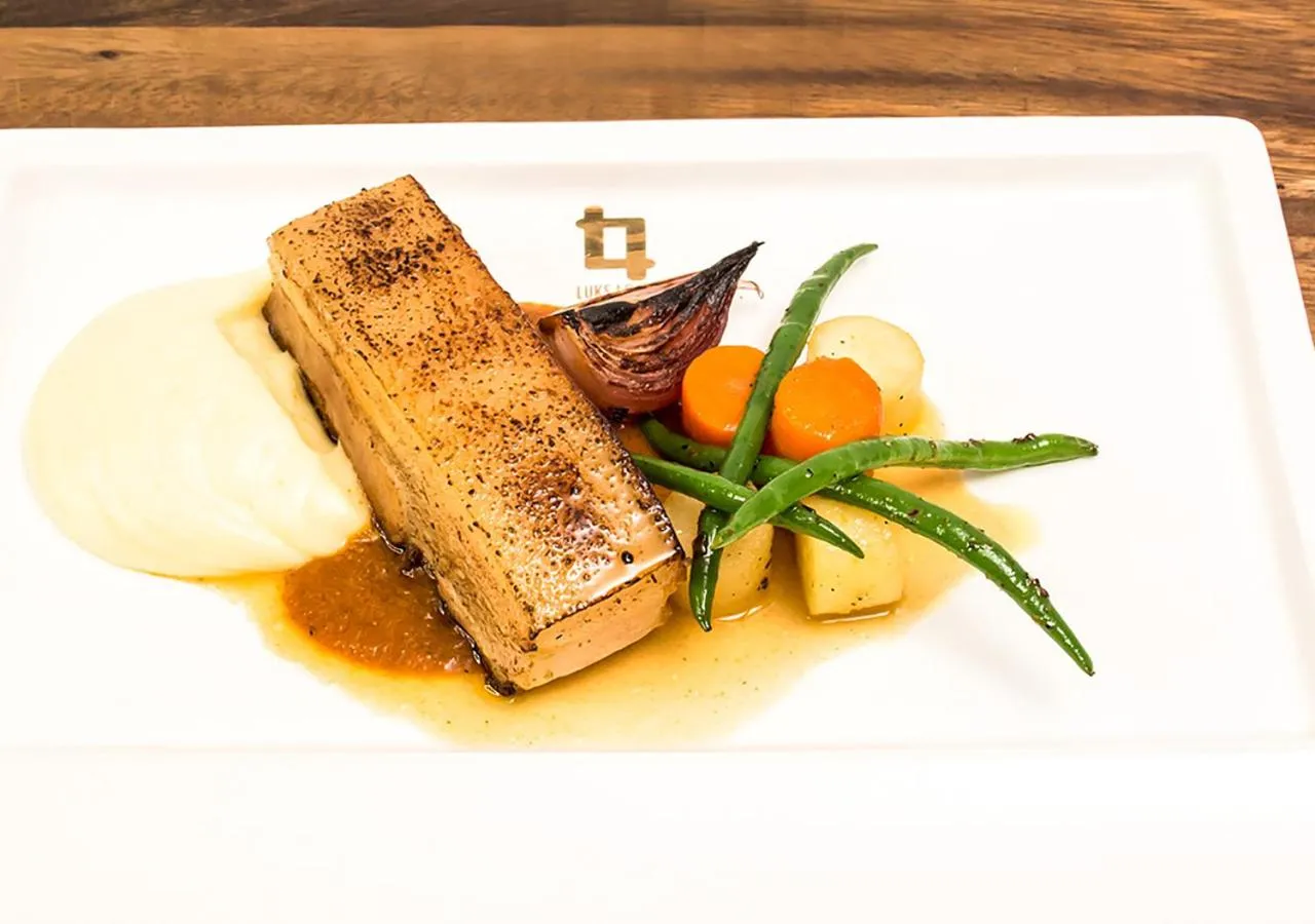 Luks Lofts Hotel & Residences