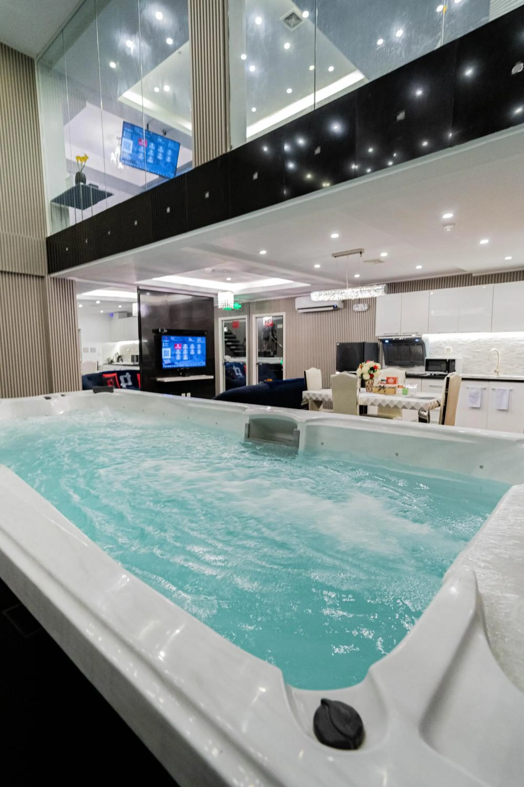 Luks Lofts Hotel & Residences