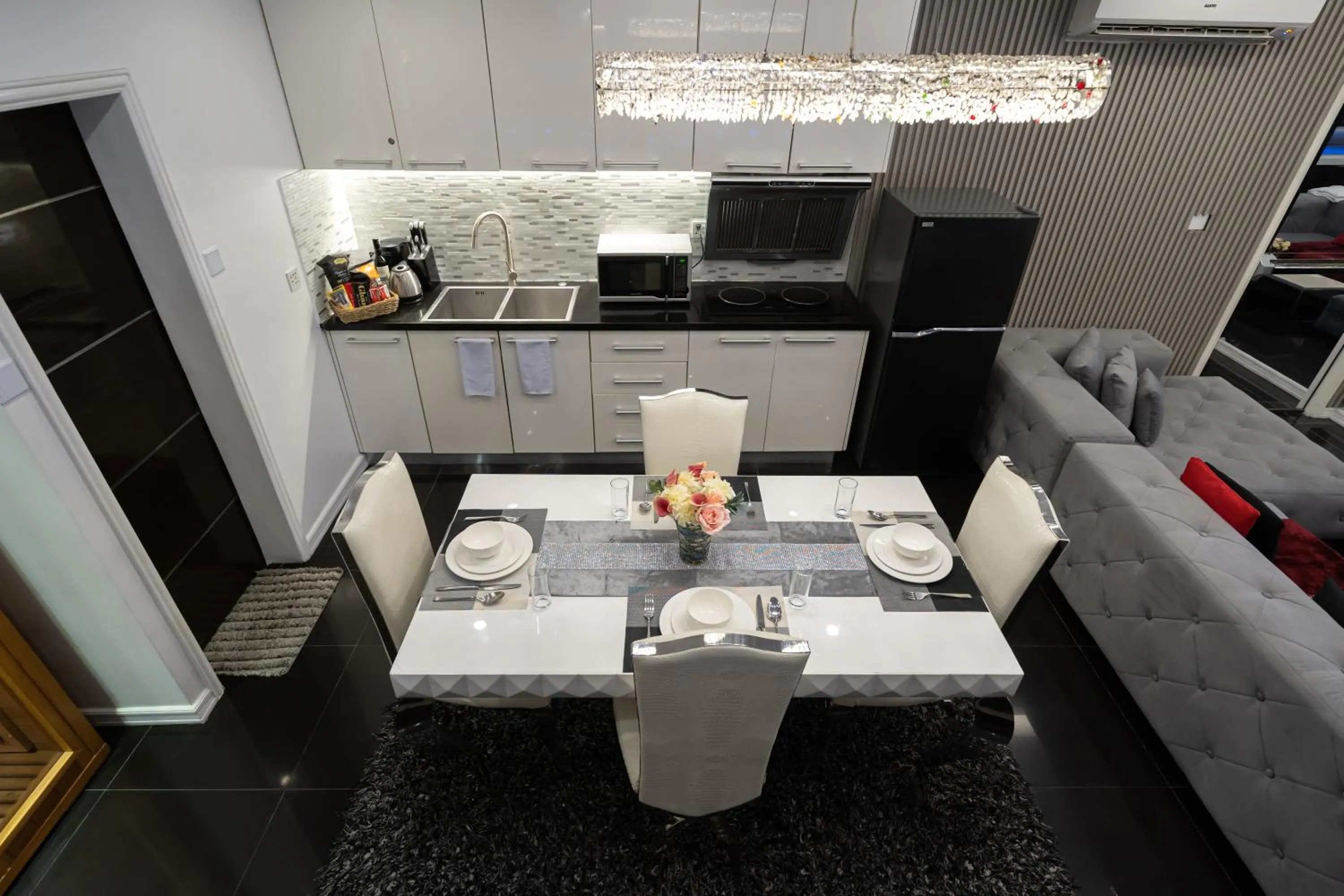 Luks Lofts Hotel & Residences