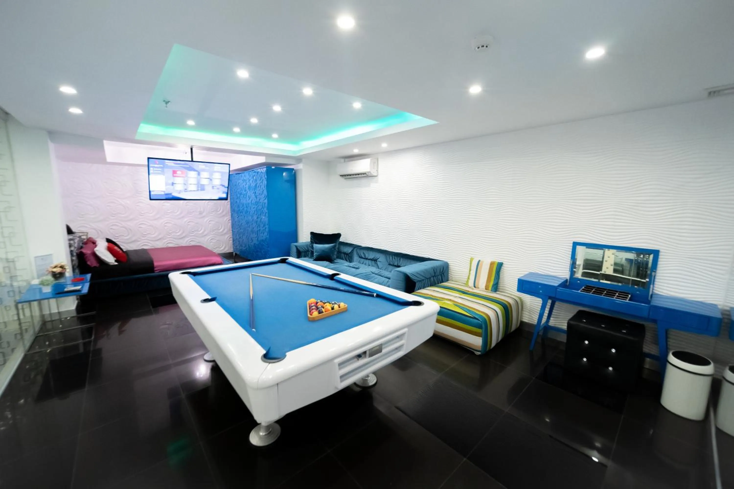 Luks Lofts Hotel & Residences