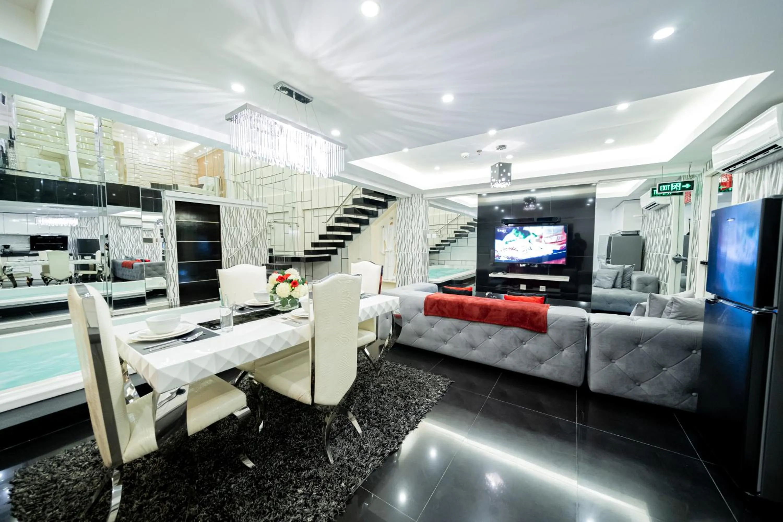 Luks Lofts Hotel & Residences