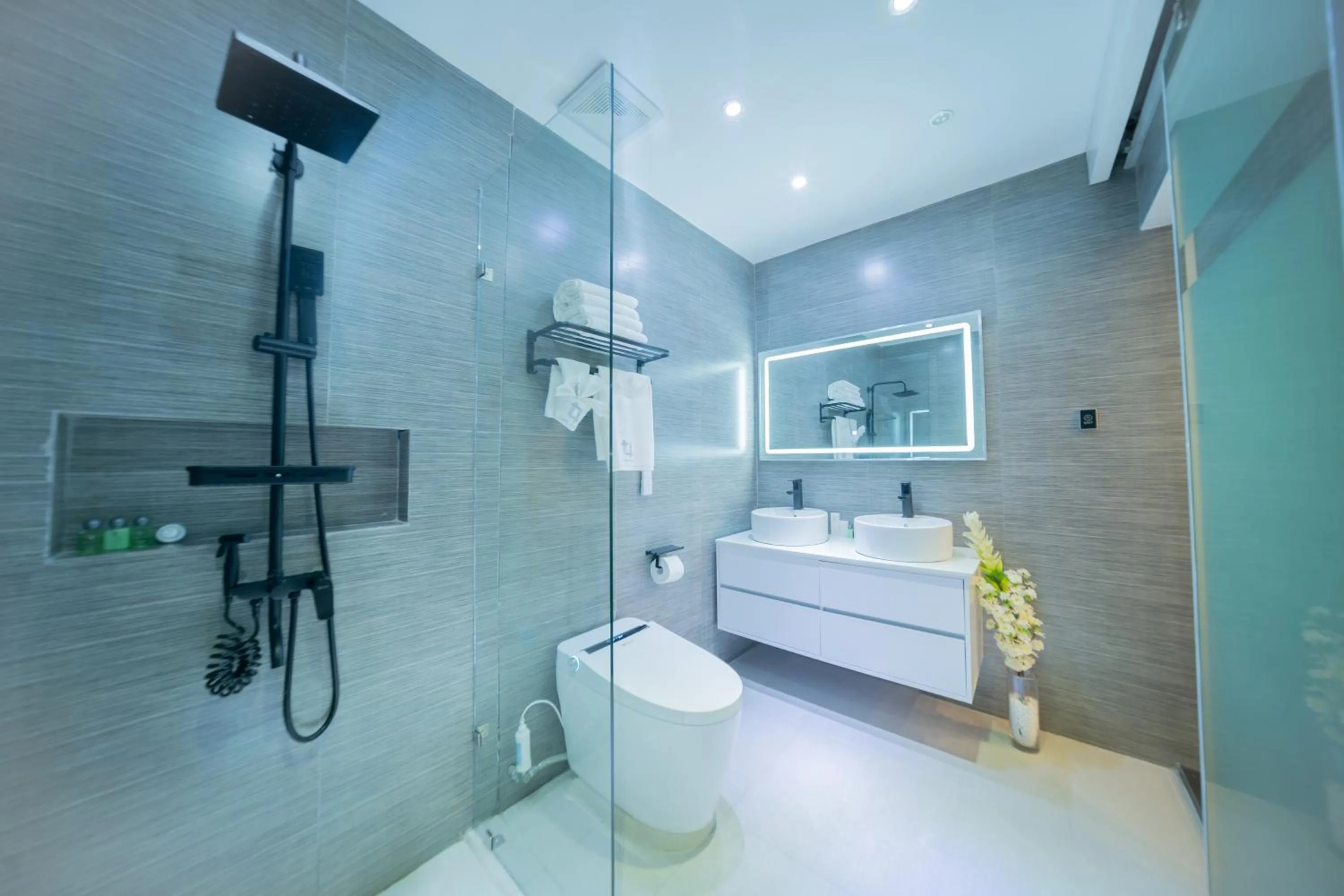 Luks Lofts Hotel & Residences