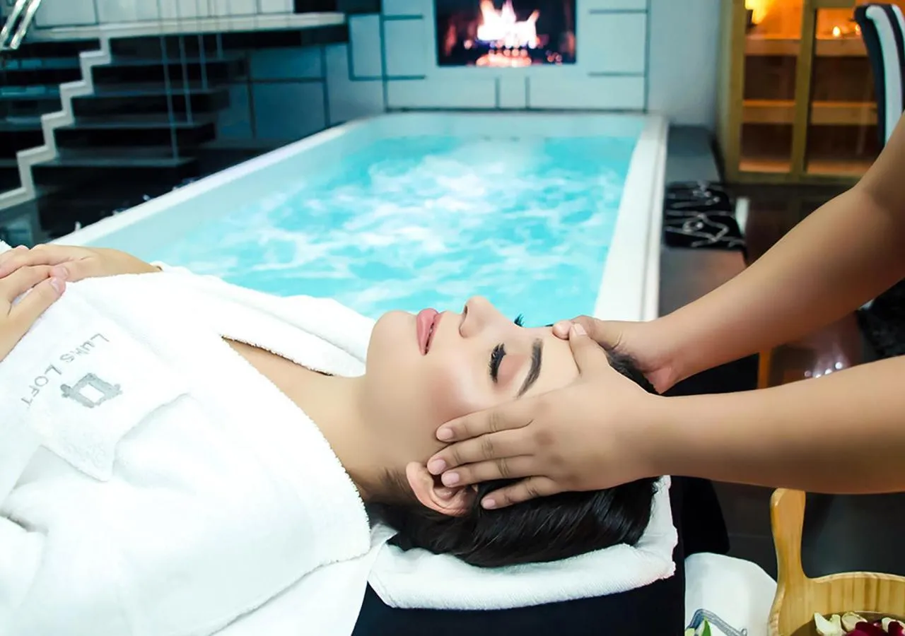 Massage in Luks Lofts Hotel & Residences