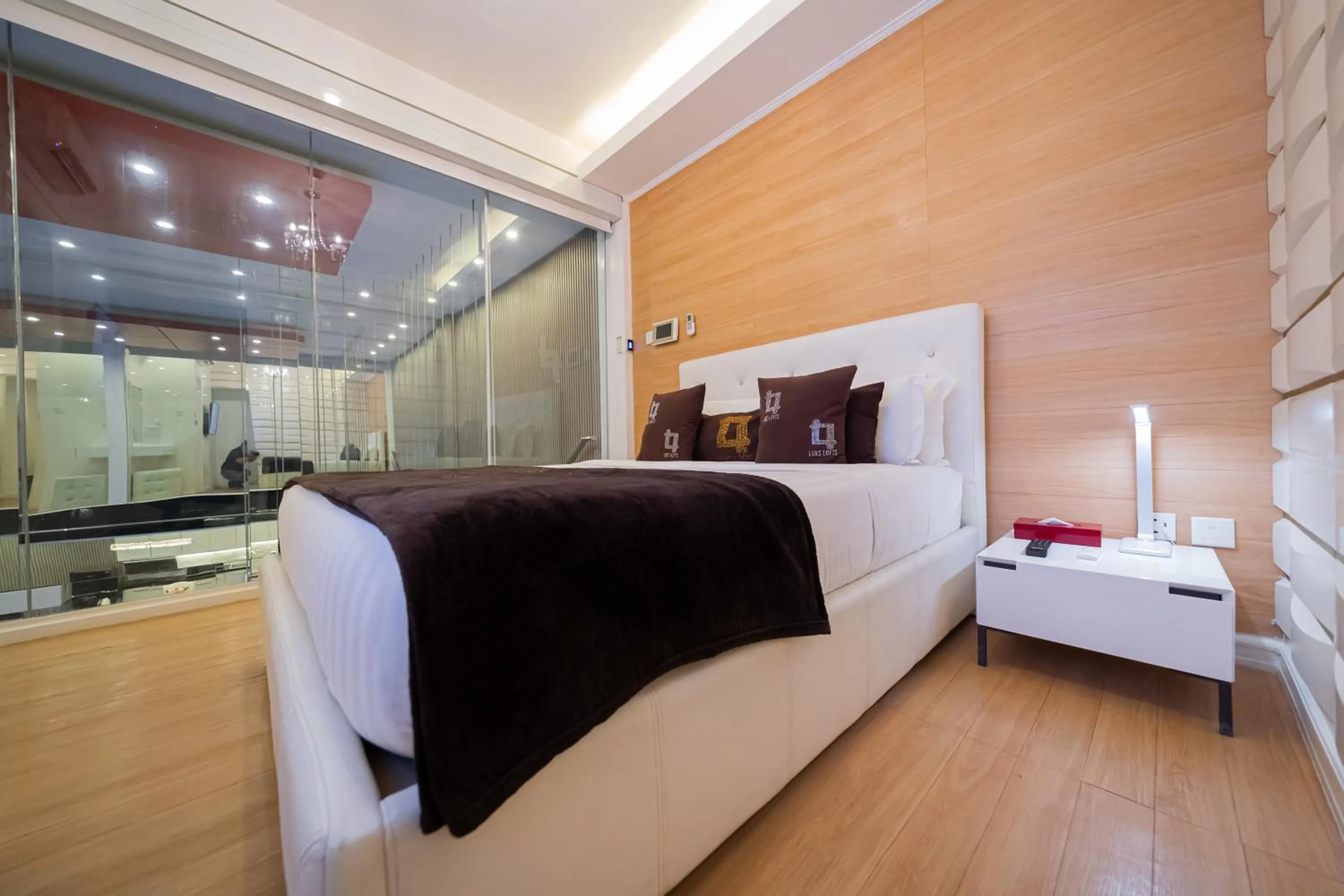 Bed in Luks Lofts Hotel & Residences