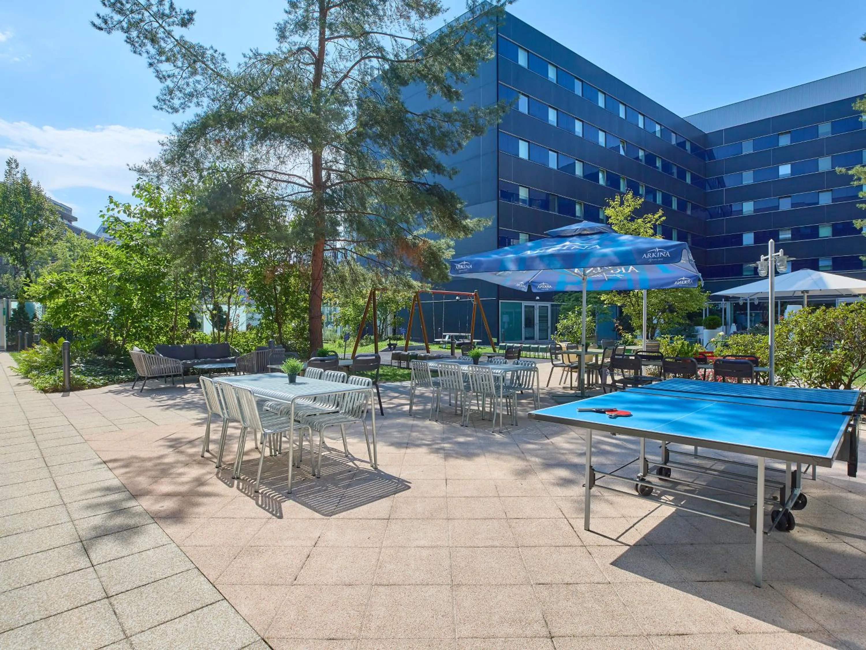 Garden in ibis Zürich City West