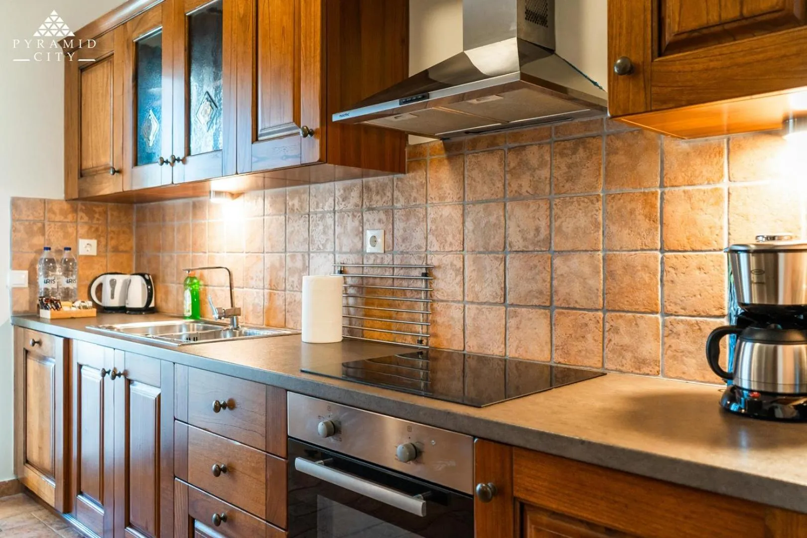 kitchen in Luxury Villa Jupiter