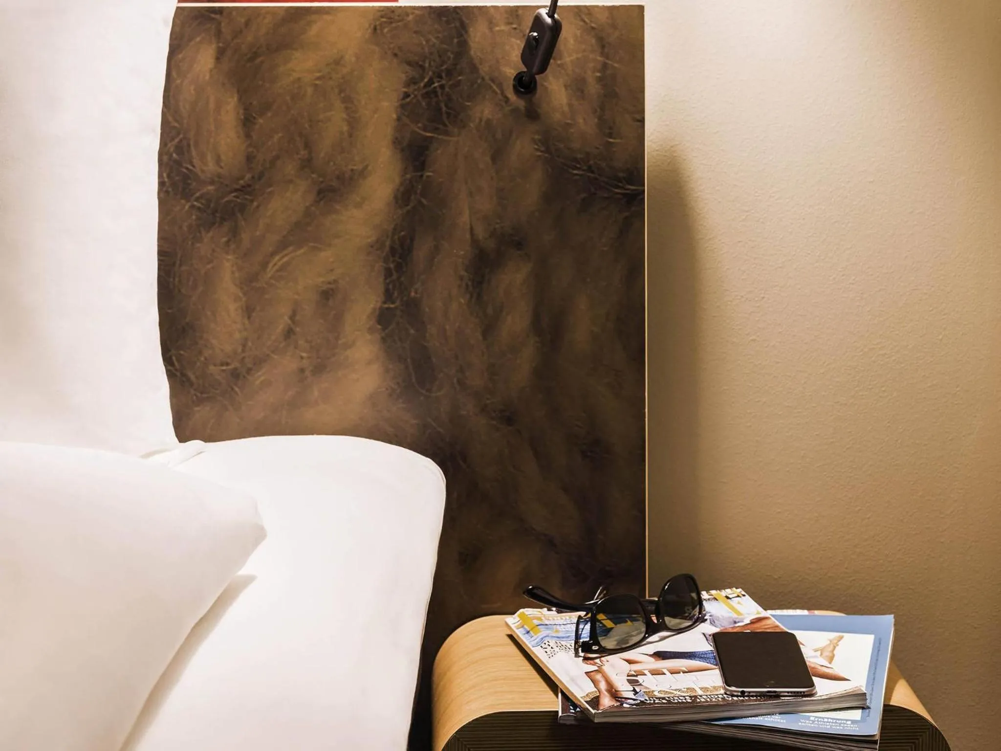 Bedroom in ibis Winterthur City