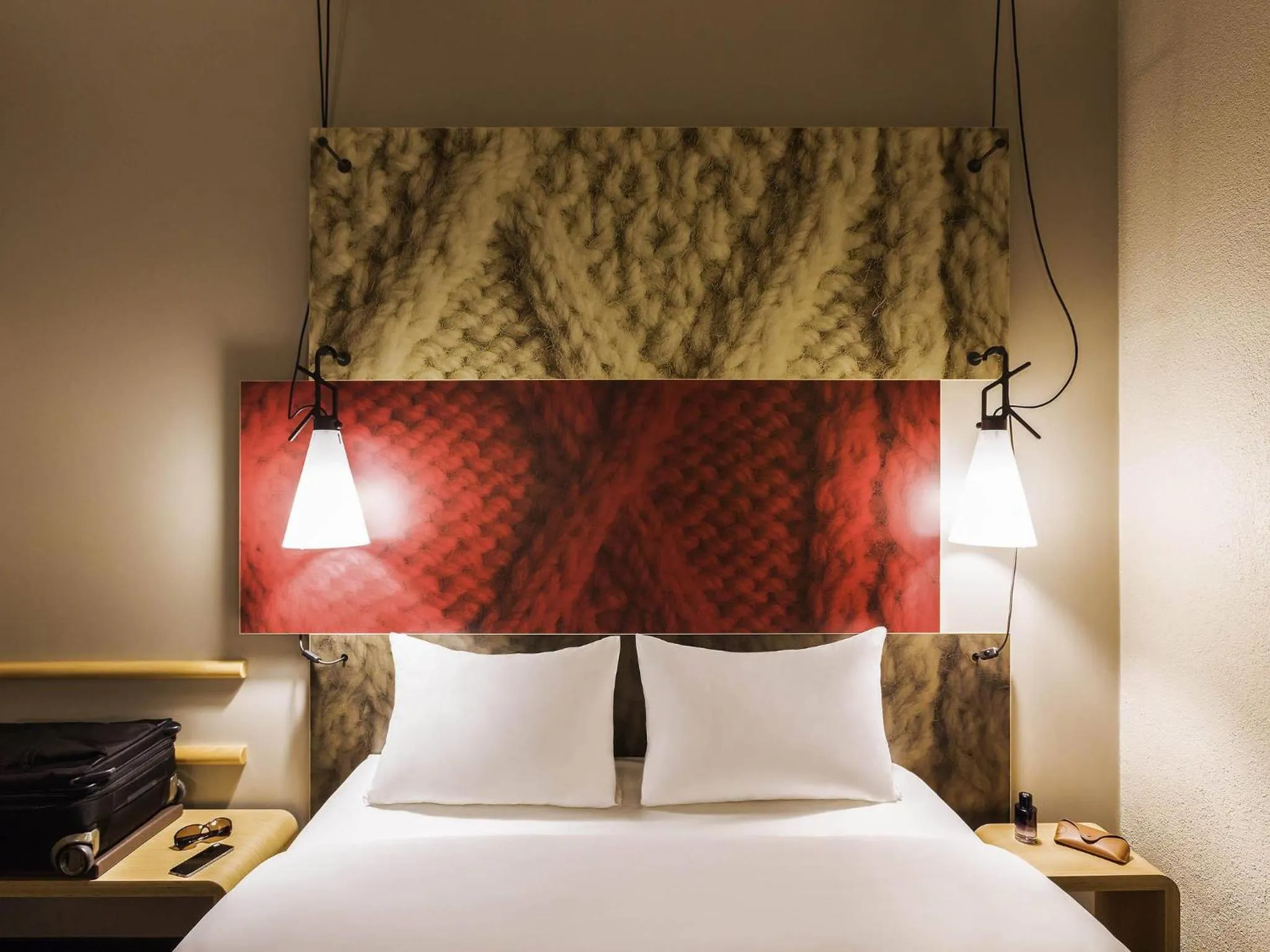 Bedroom, Bed in ibis Winterthur City