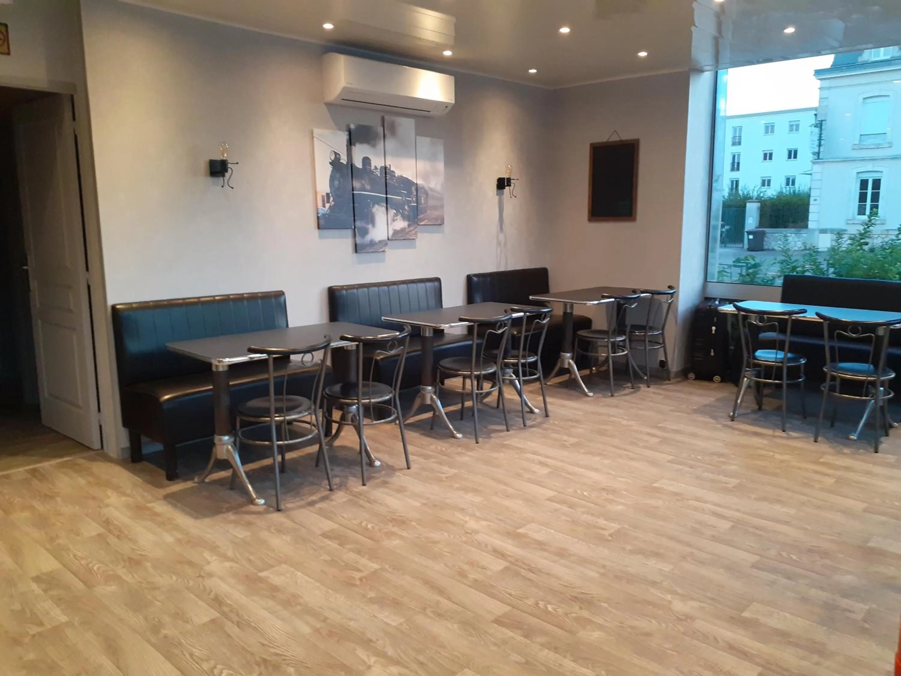 Breakfast in Hôtel des 2 Gares