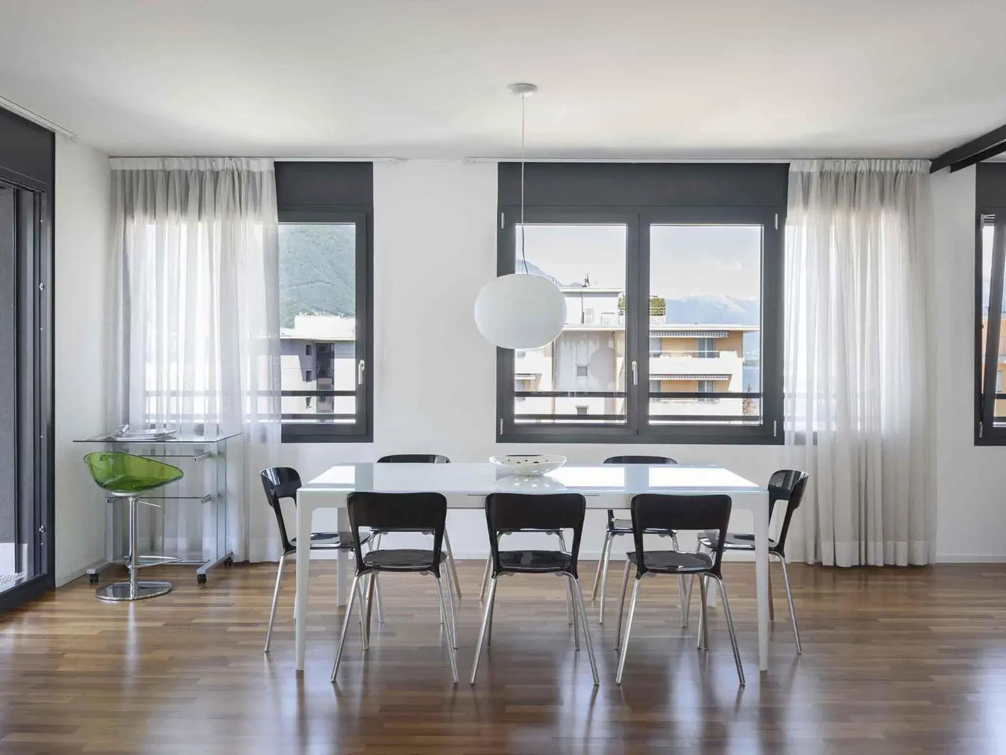 Standard Family Suite with Two Connecting Rooms in ibis Locarno Standard Family Suite with Two Connecting Rooms in ibis Locarno