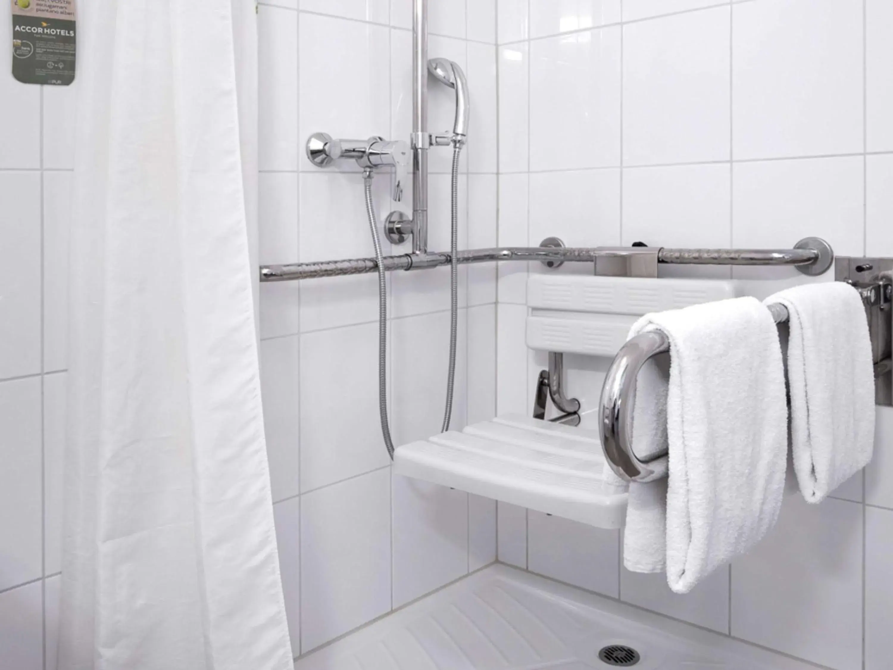 Bedroom in ibis Locarno Bedroom in ibis Locarno