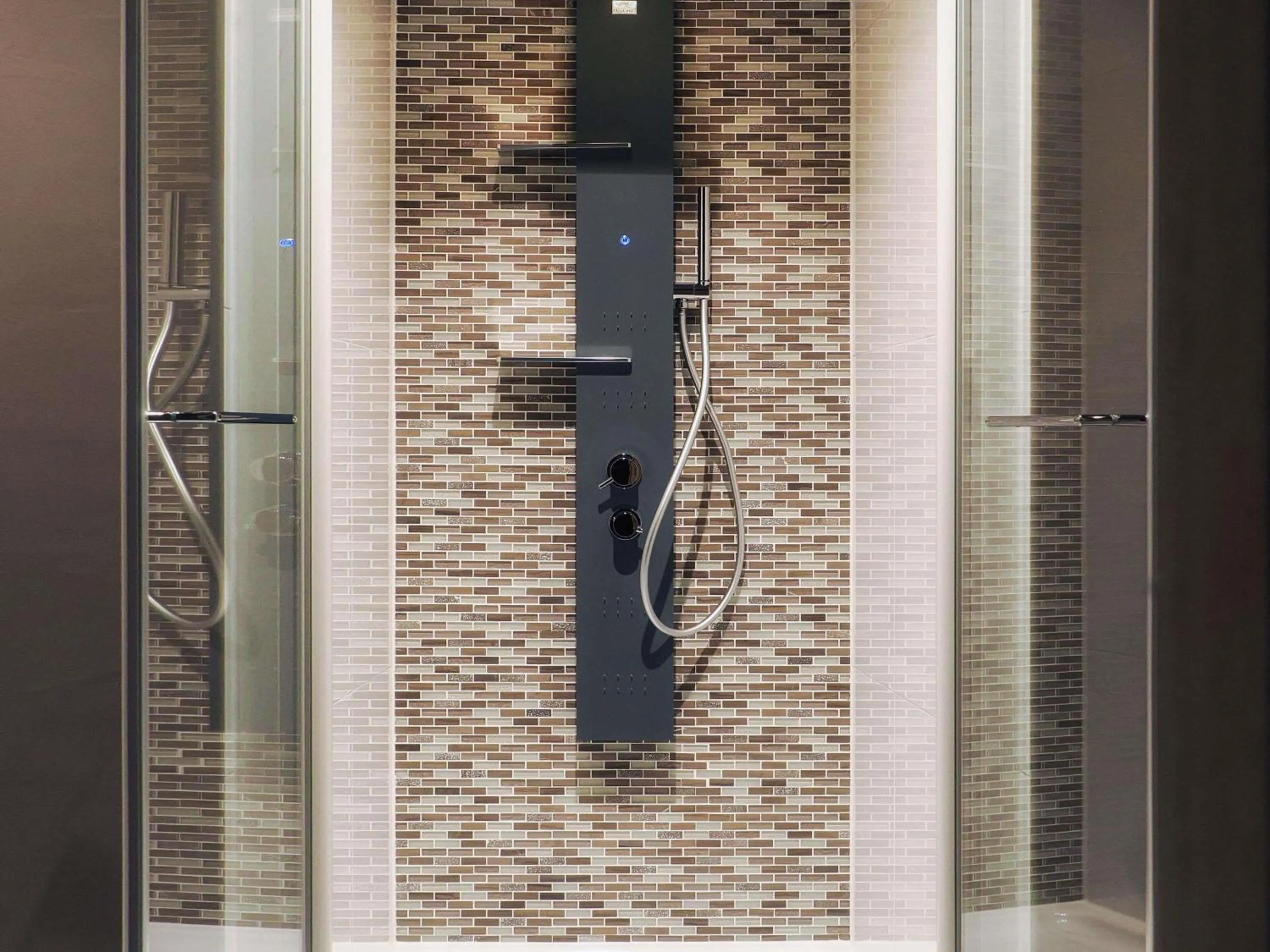 Other in ibis Locarno