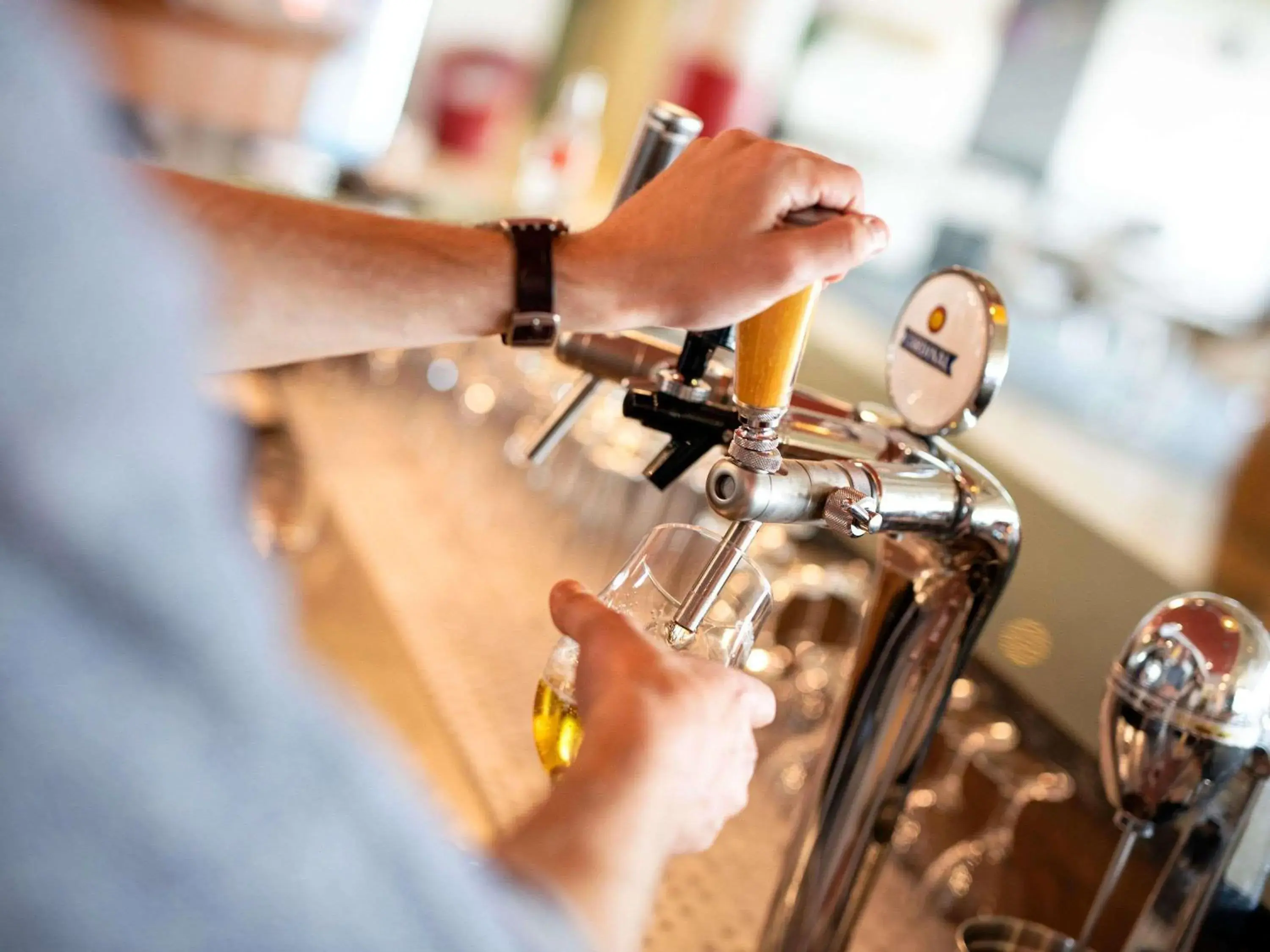 Lounge or bar in ibis Fribourg Lounge or bar in ibis Fribourg