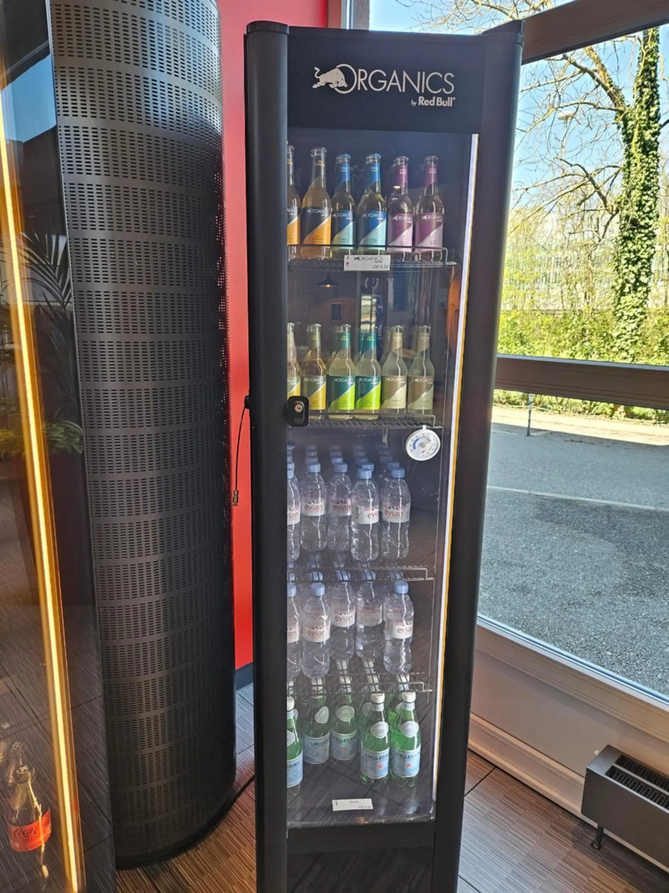 Lounge or bar in ibis Genève Aéroport Lounge or bar in ibis Genève Aéroport