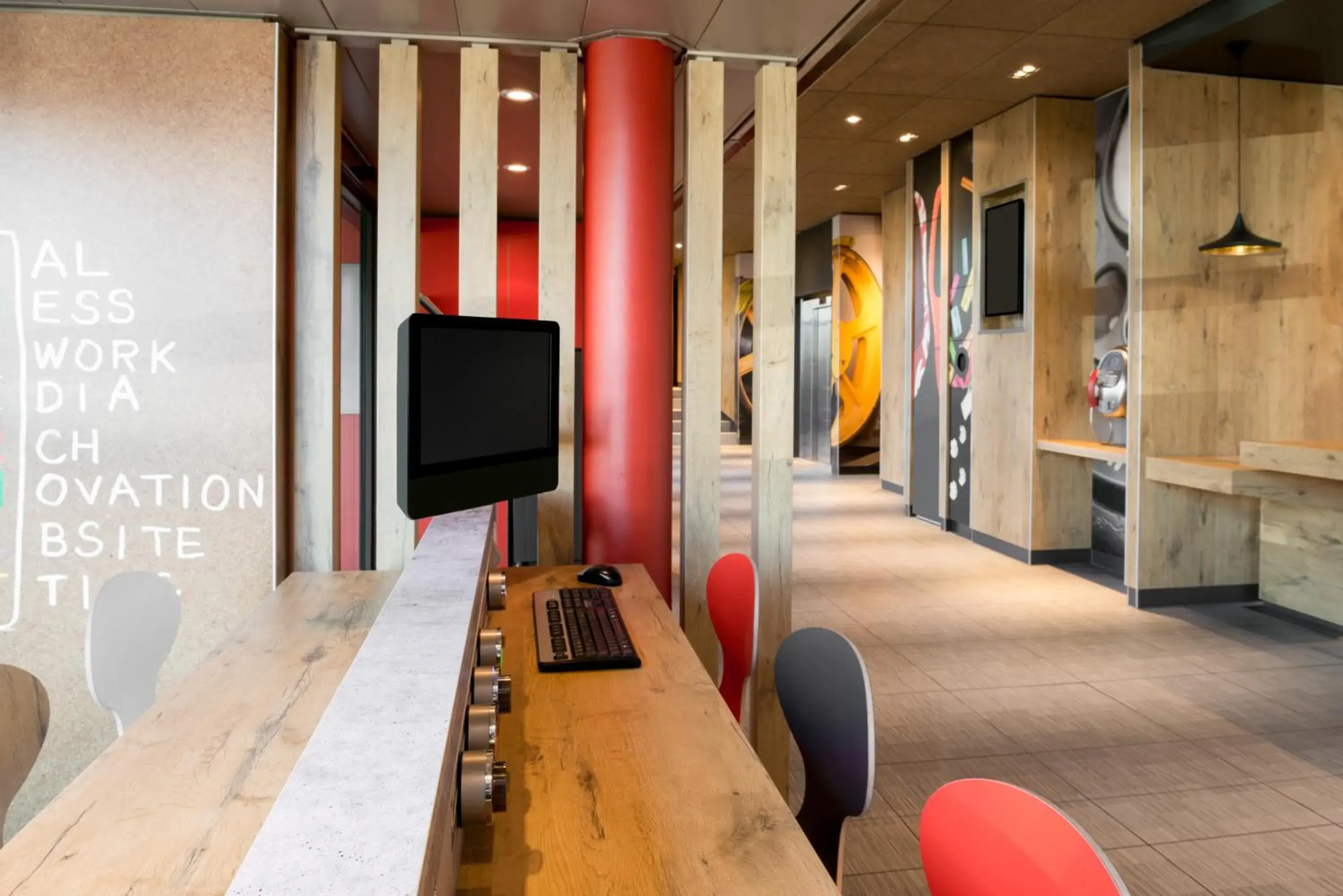 Lobby or reception in ibis Genève Aéroport Lobby or reception in ibis Genève Aéroport