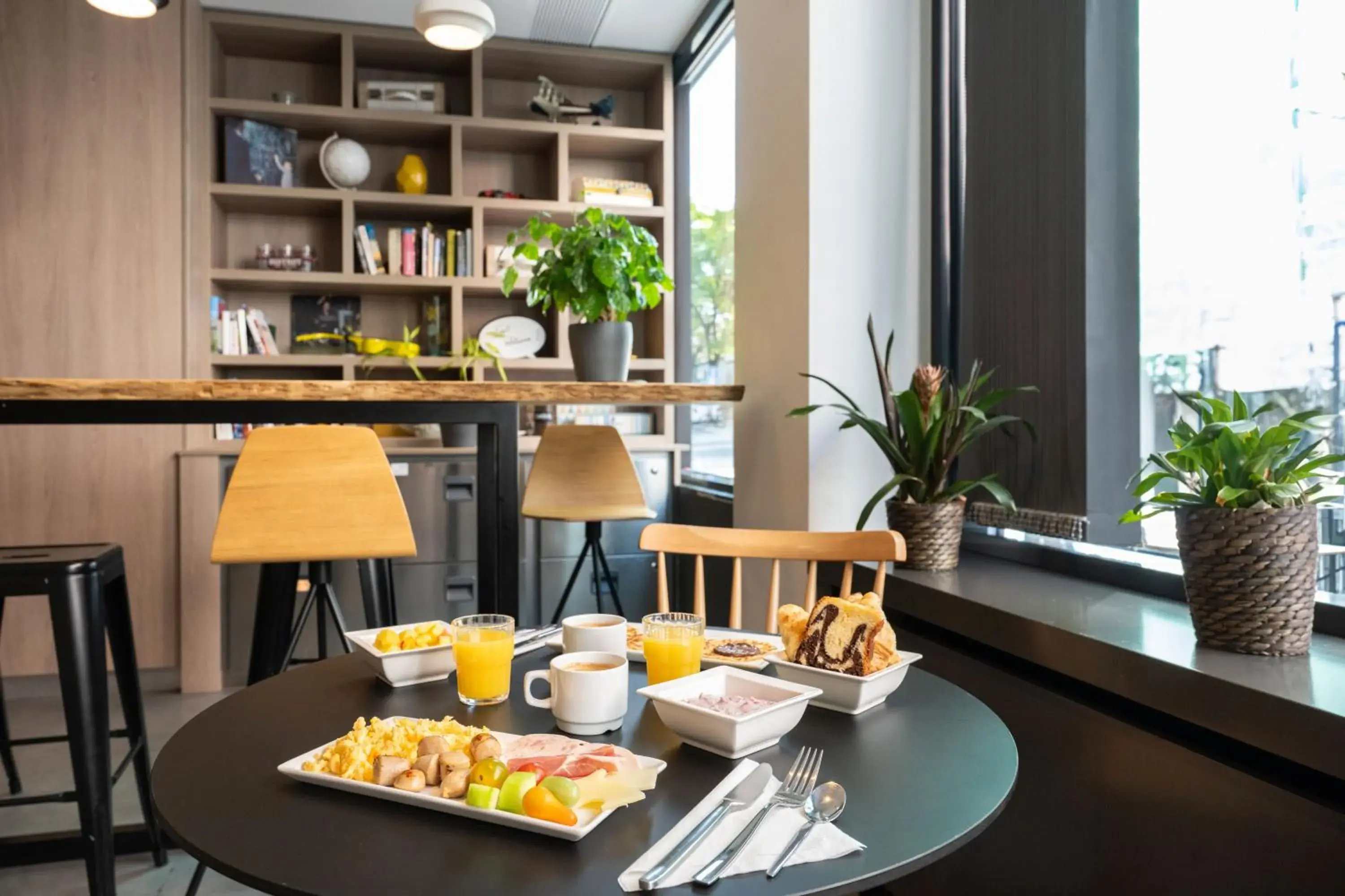 Breakfast in ibis Genève Centre Gare Breakfast in ibis Genève Centre Gare