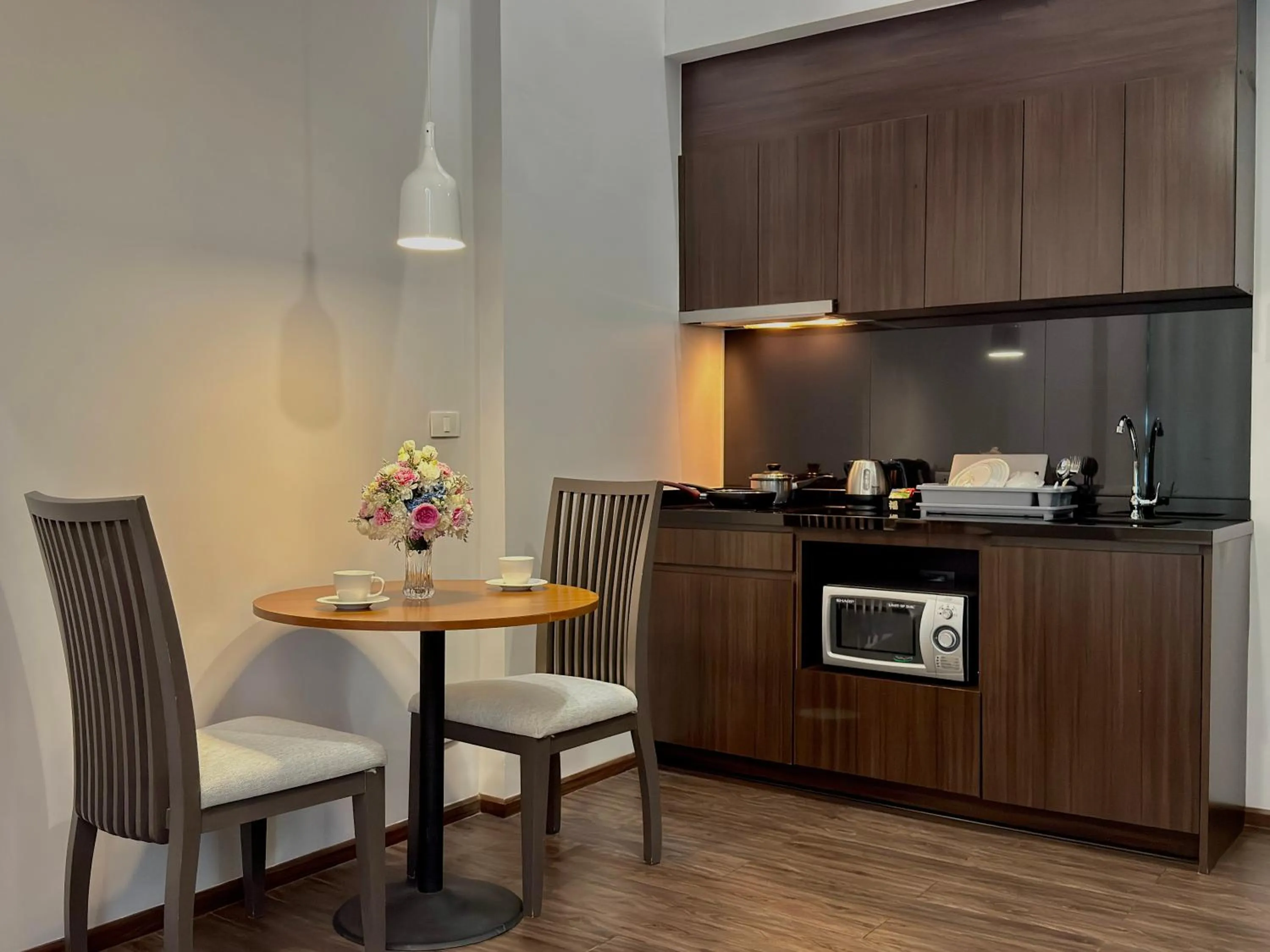 Kitchen or kitchenette in Civic Horizon Hotel & Residence
