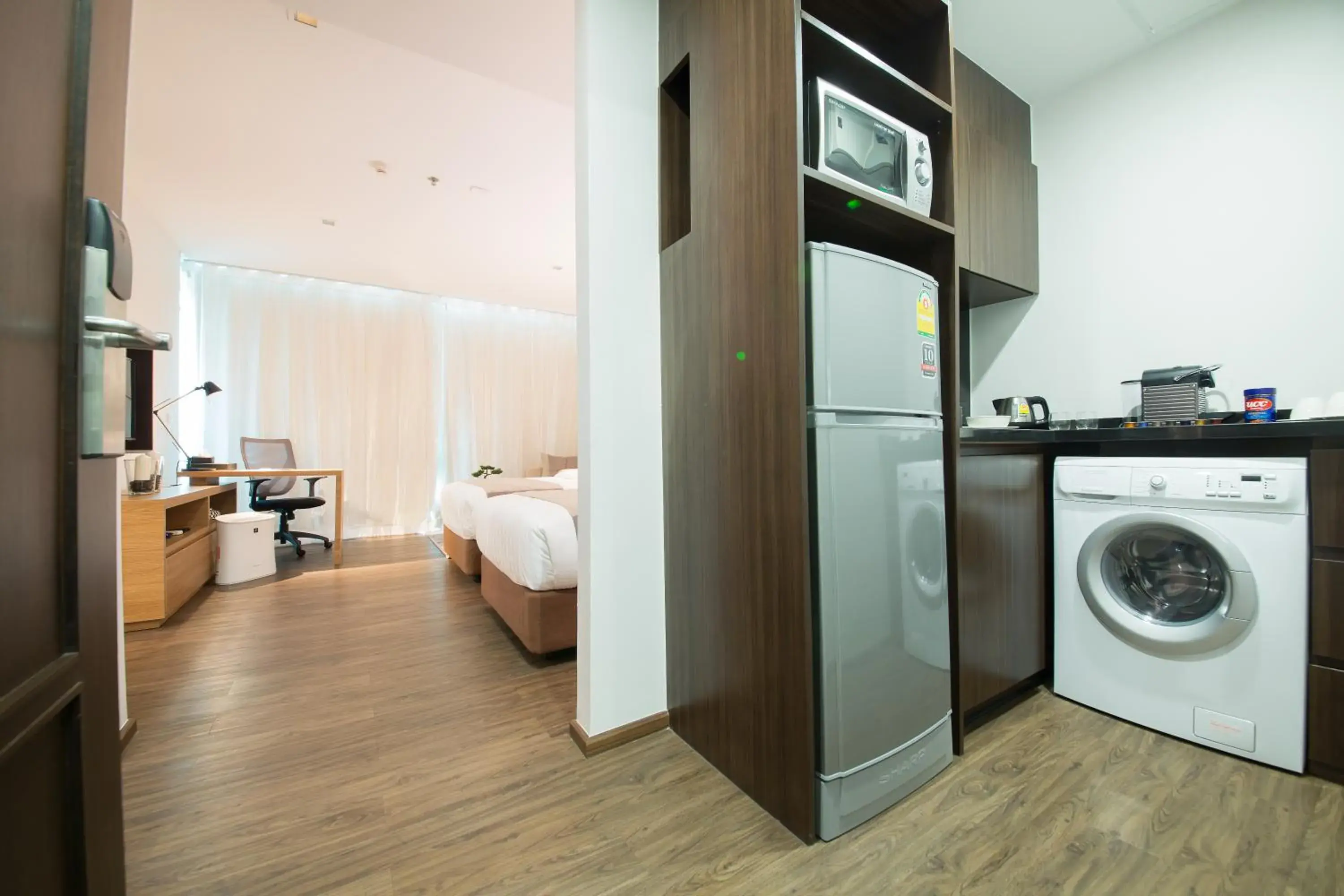 Kitchen or kitchenette, Bed in Civic Horizon Hotel & Residence Kitchen or kitchenette, Bed in Civic Horizon Hotel & Residence