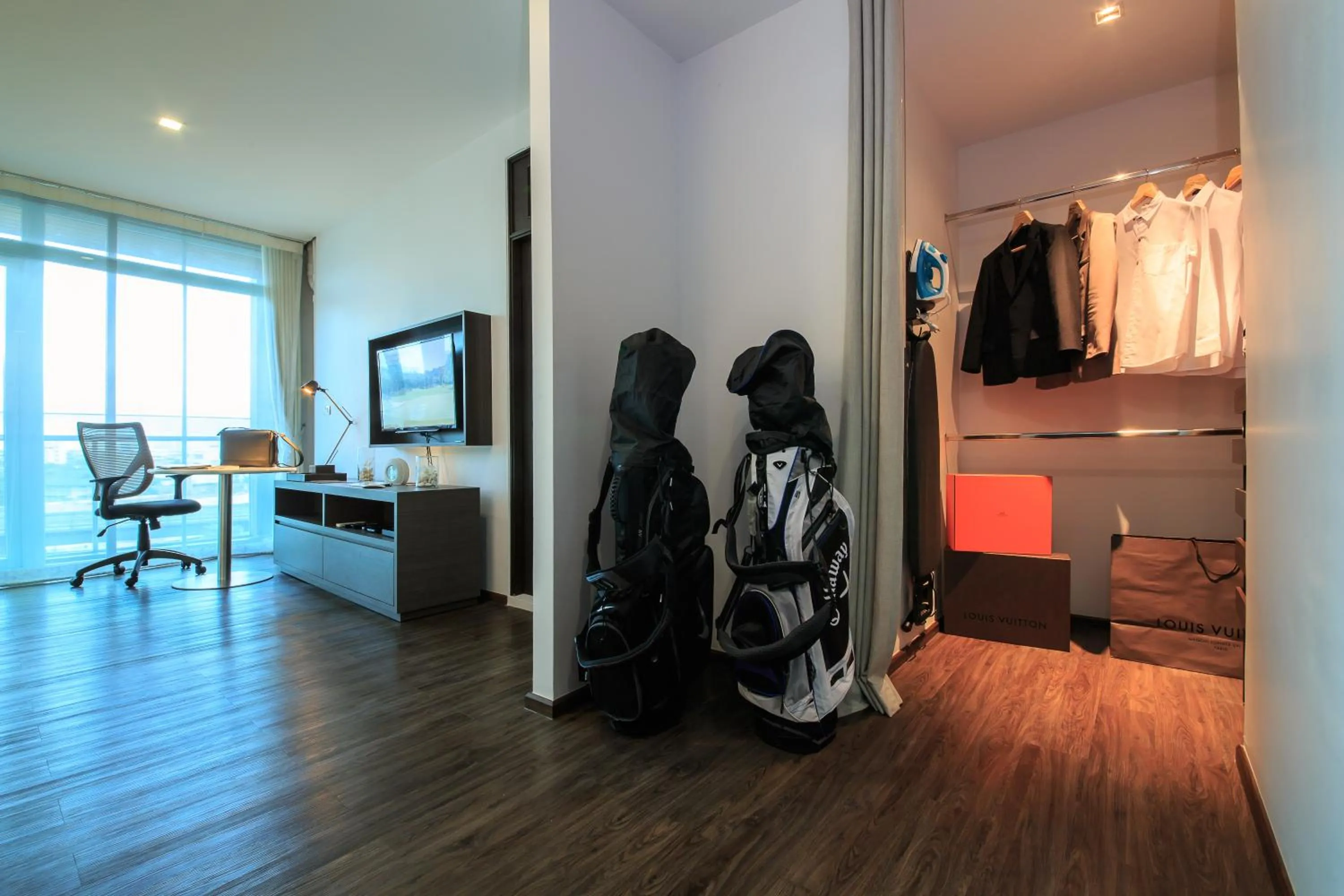 wardrobe in Civic Horizon Hotel & Residence