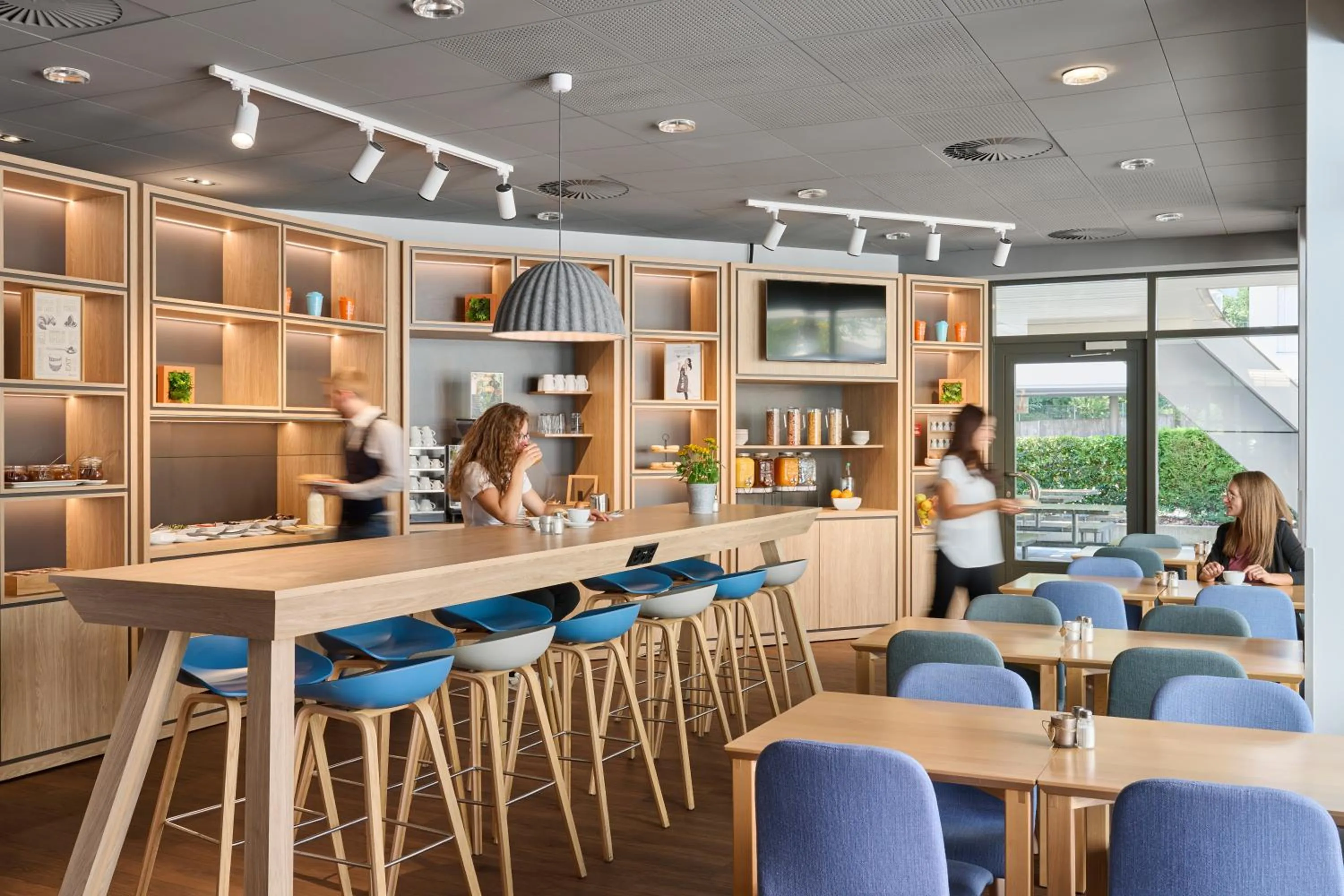 Breakfast in ibis Chur