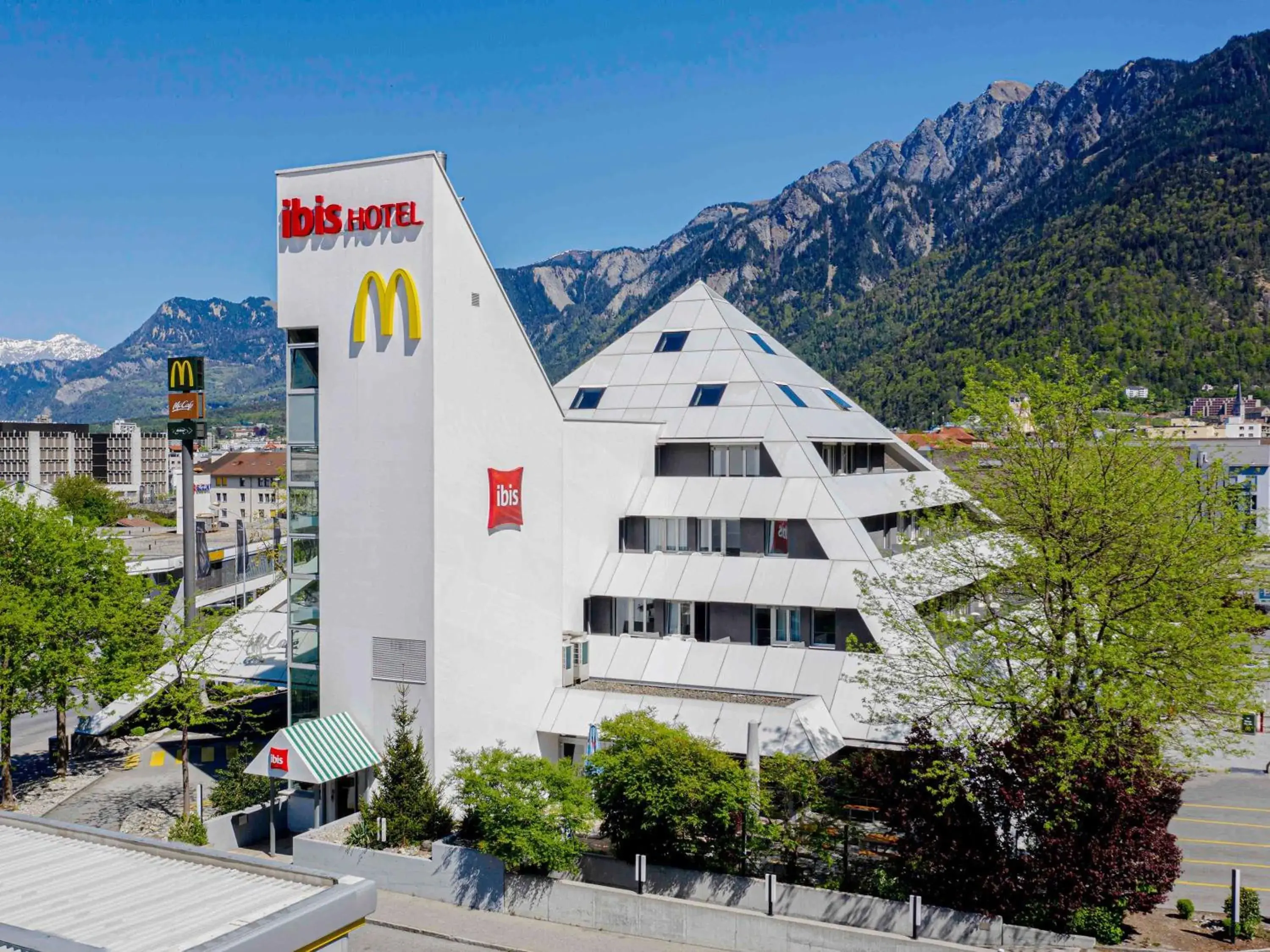 Property building in ibis Chur Property building in ibis Chur