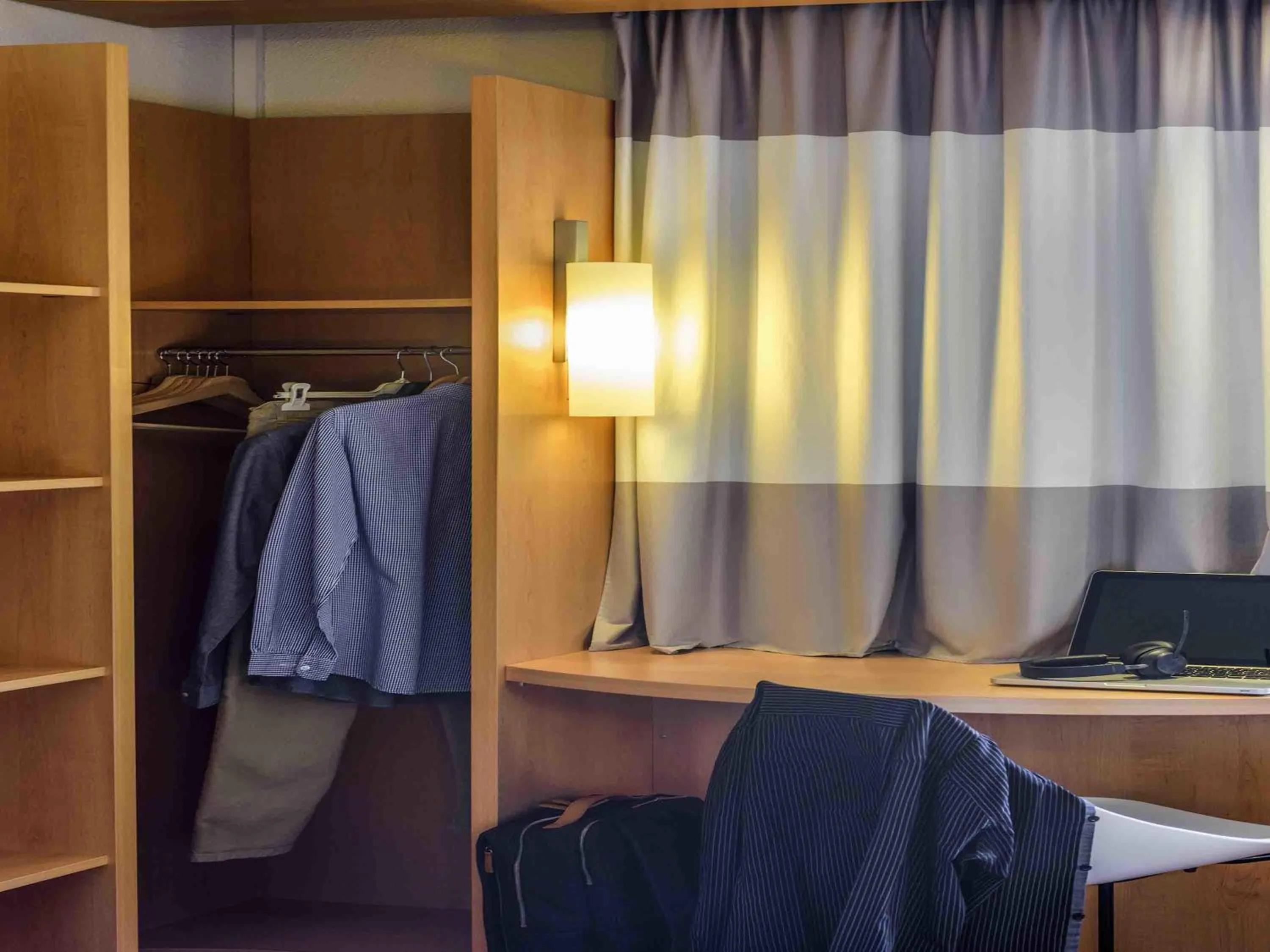 Bedroom, Bed in ibis Lausanne Crissier